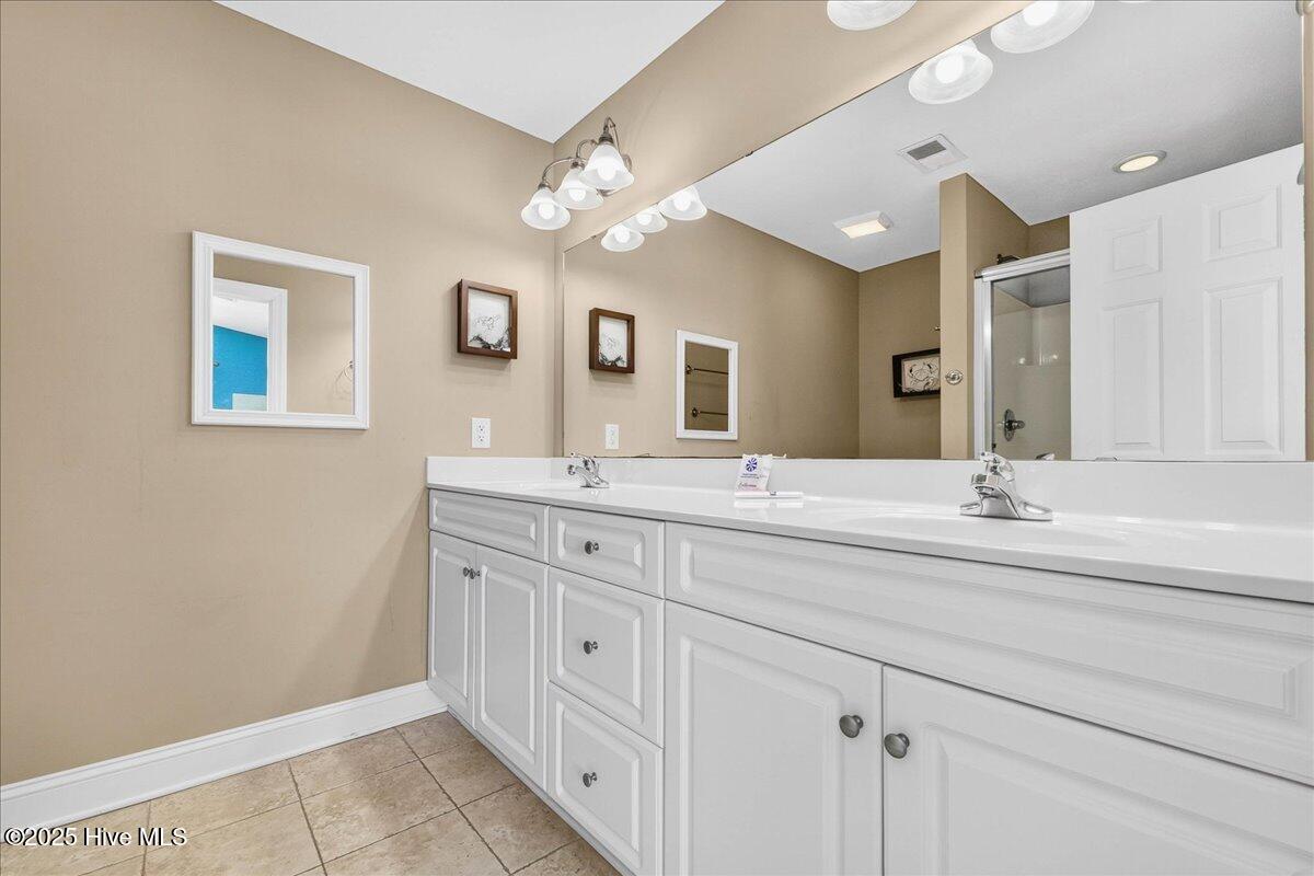 192 Ocean Boulevard W