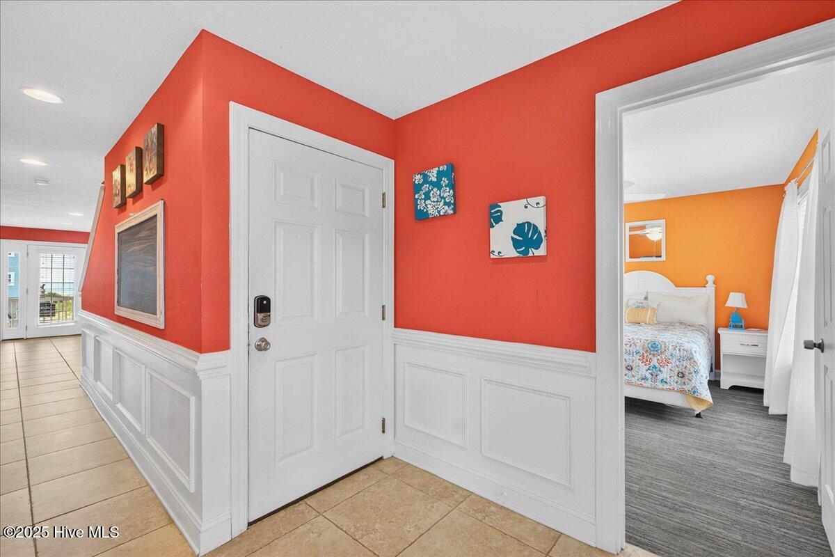 192 Ocean Boulevard W