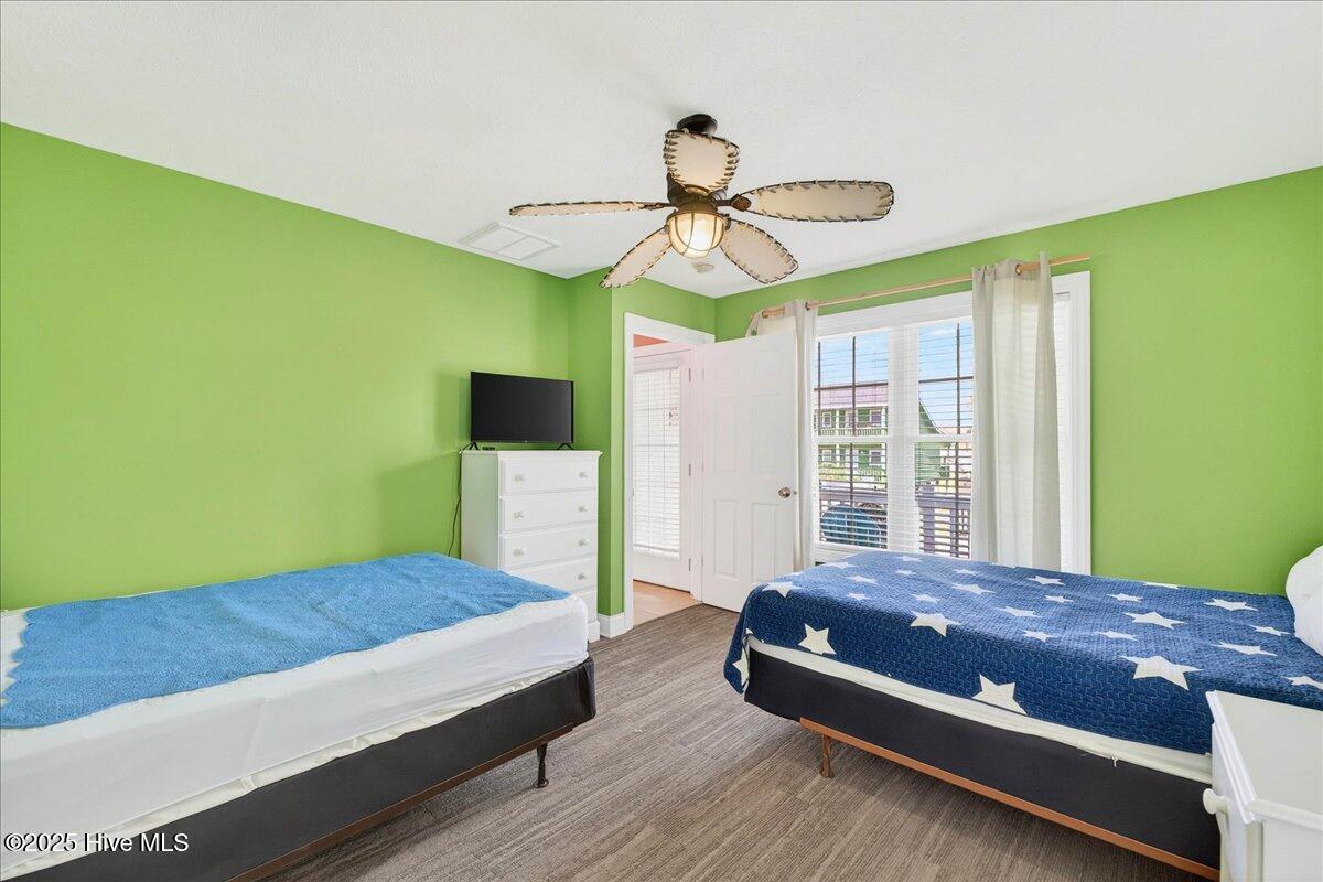 192 Ocean Boulevard W