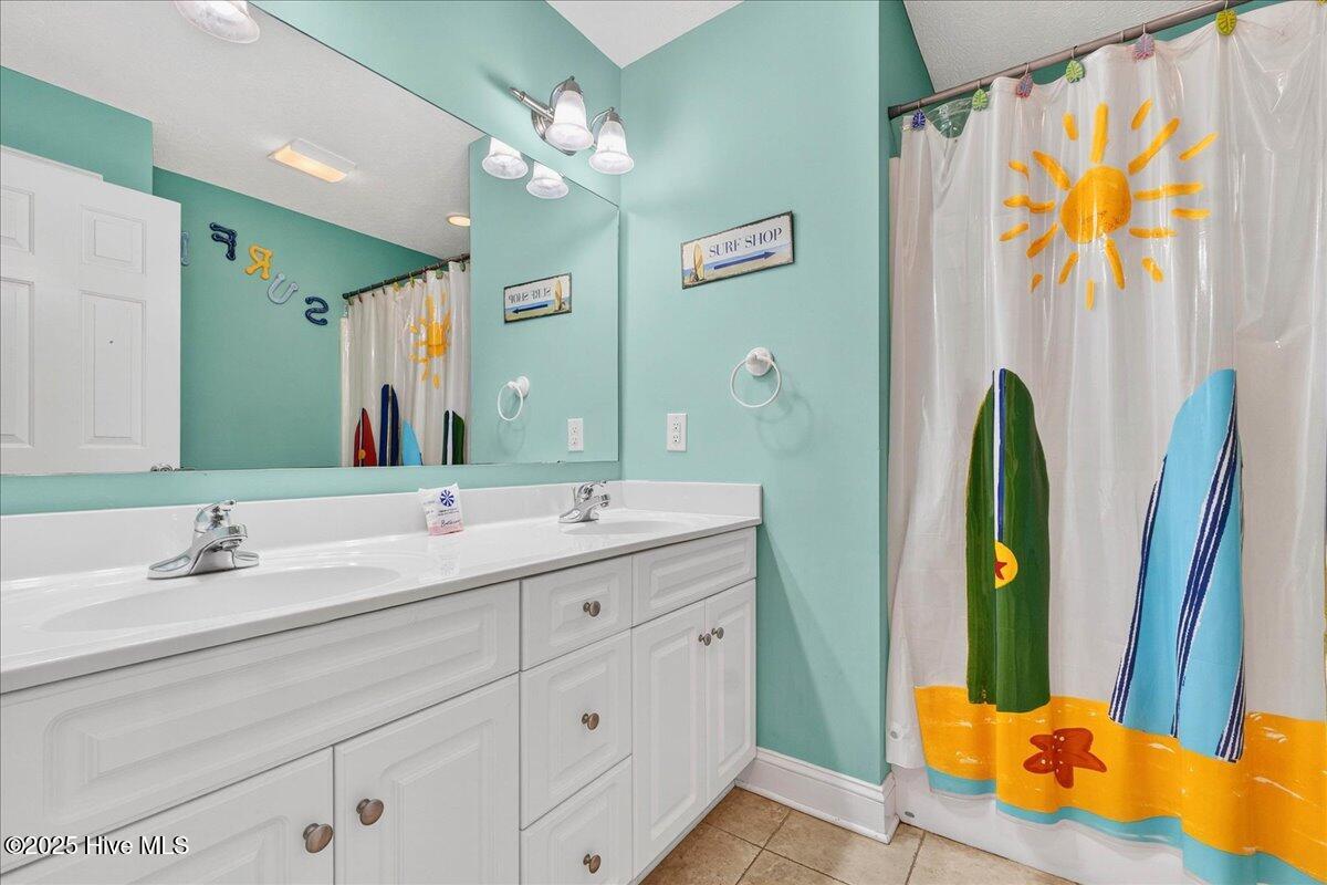 192 Ocean Boulevard W