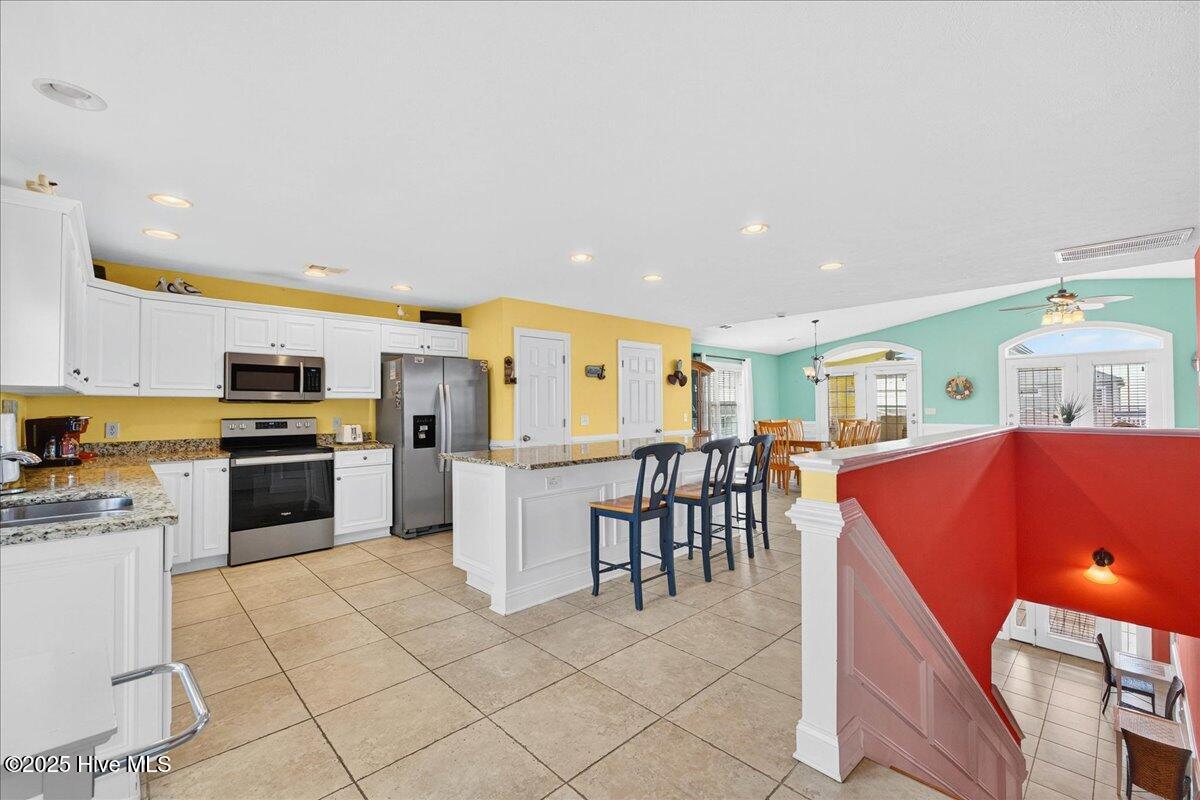 192 Ocean Boulevard W