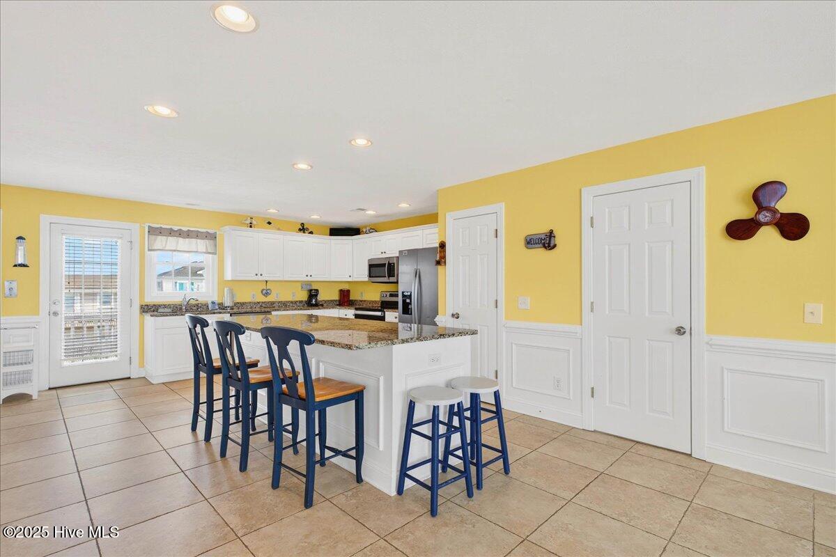 192 Ocean Boulevard W