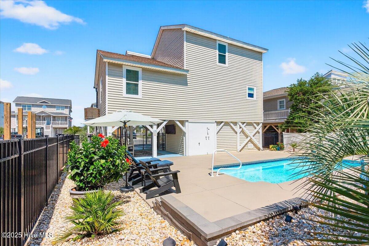 292 E Second Street