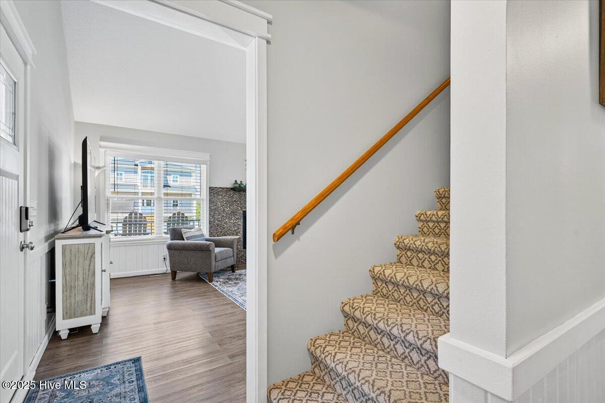 292 E Second Street