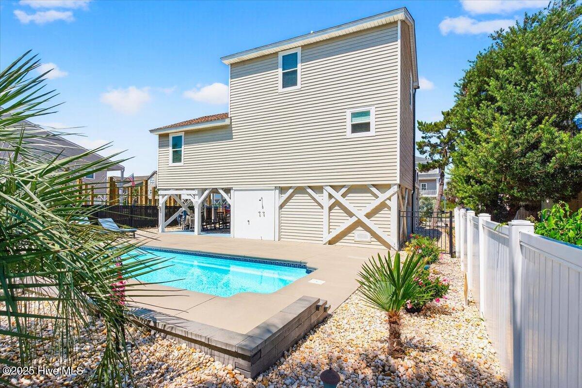 292 E Second Street