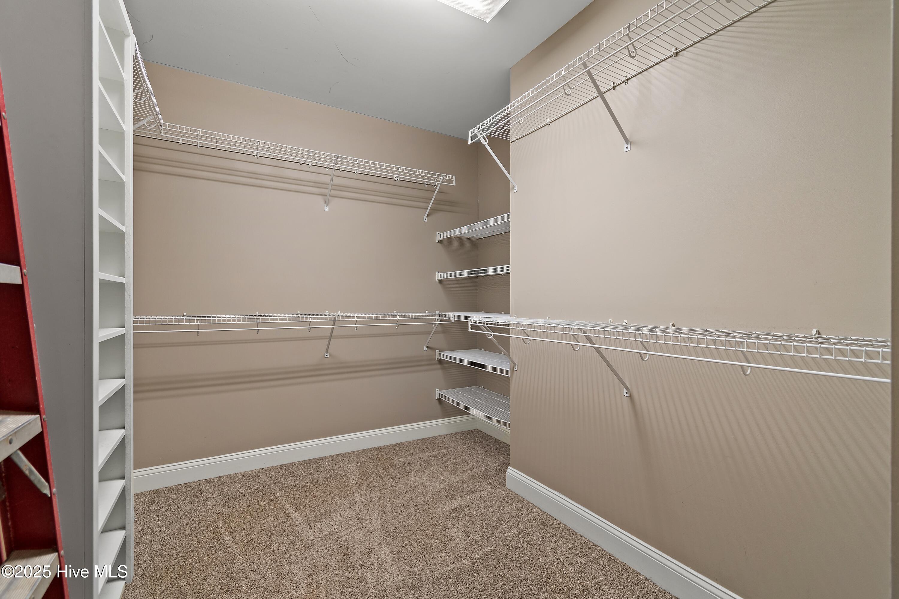 1086 Ferry Landing Drive SW