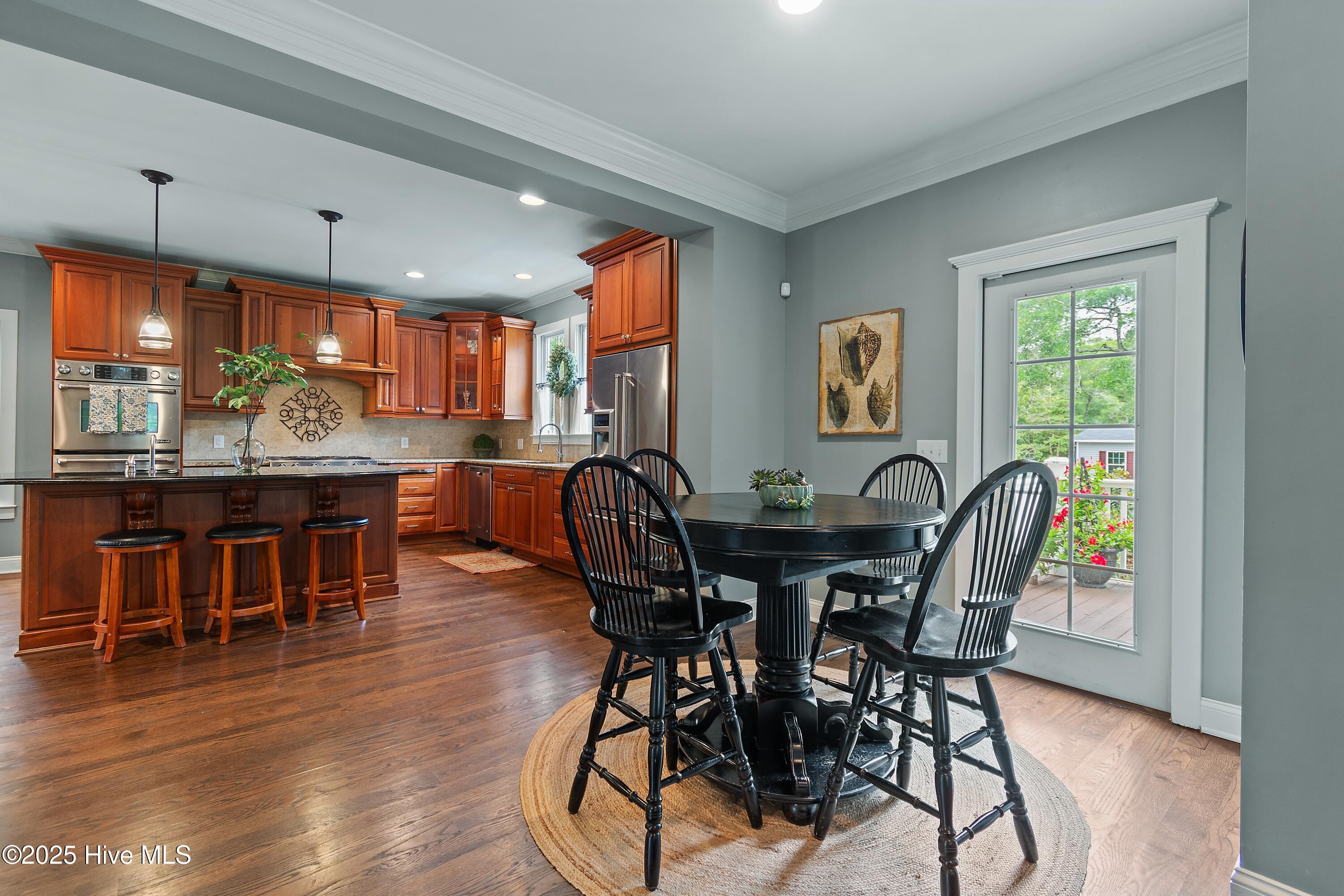 1086 Ferry Landing Drive SW