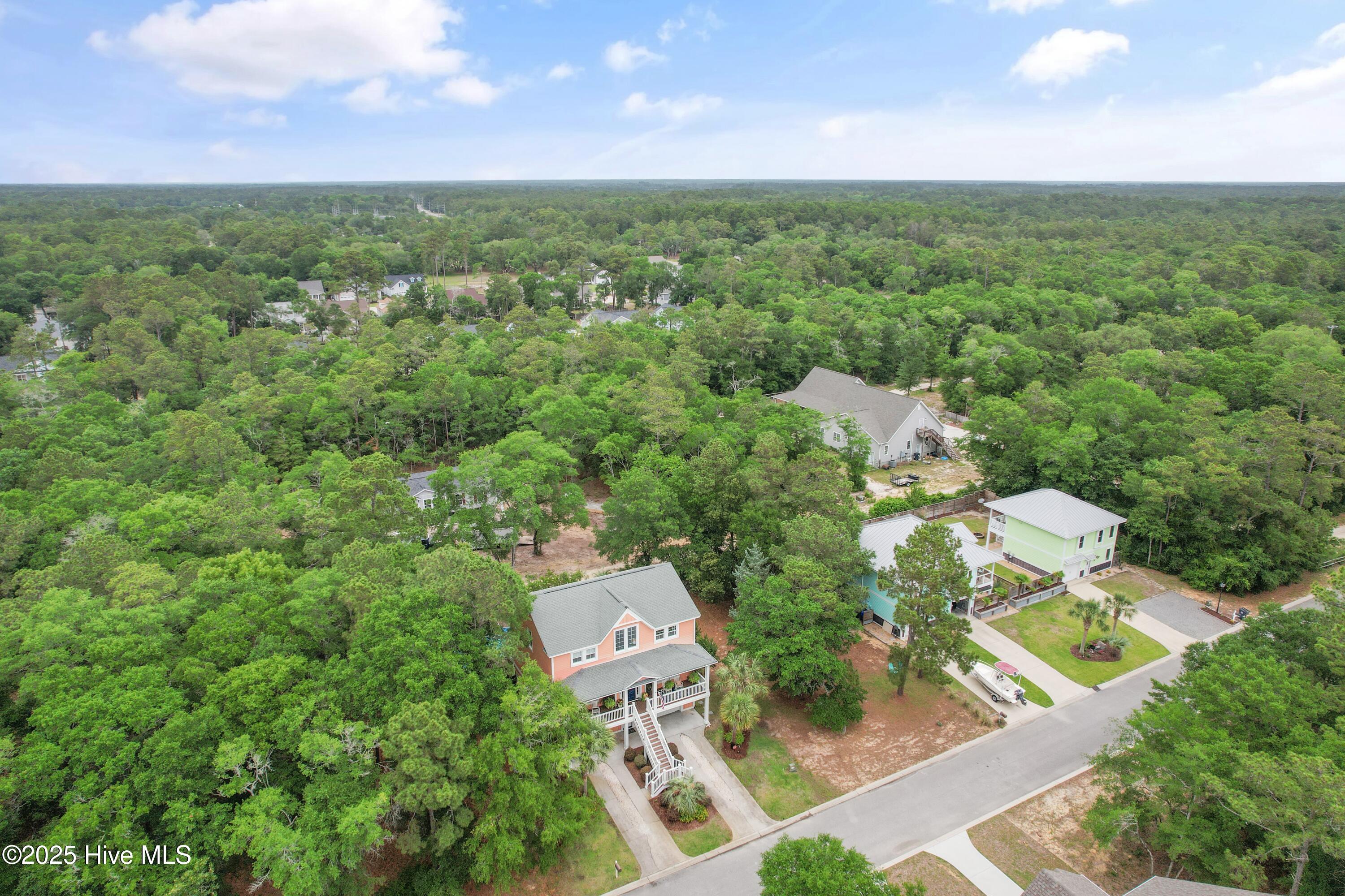 1086 Ferry Landing Drive SW