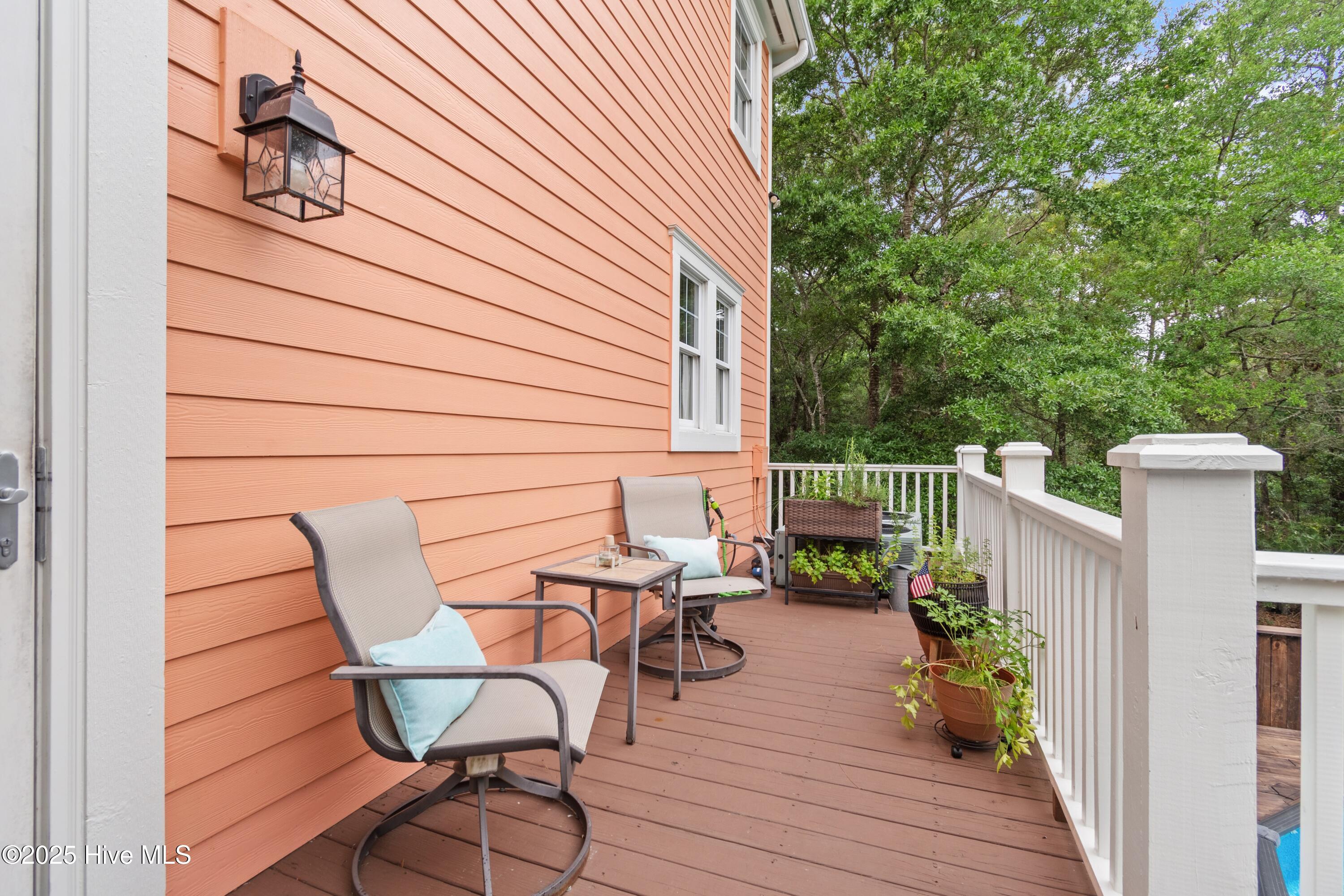 1086 Ferry Landing Drive SW