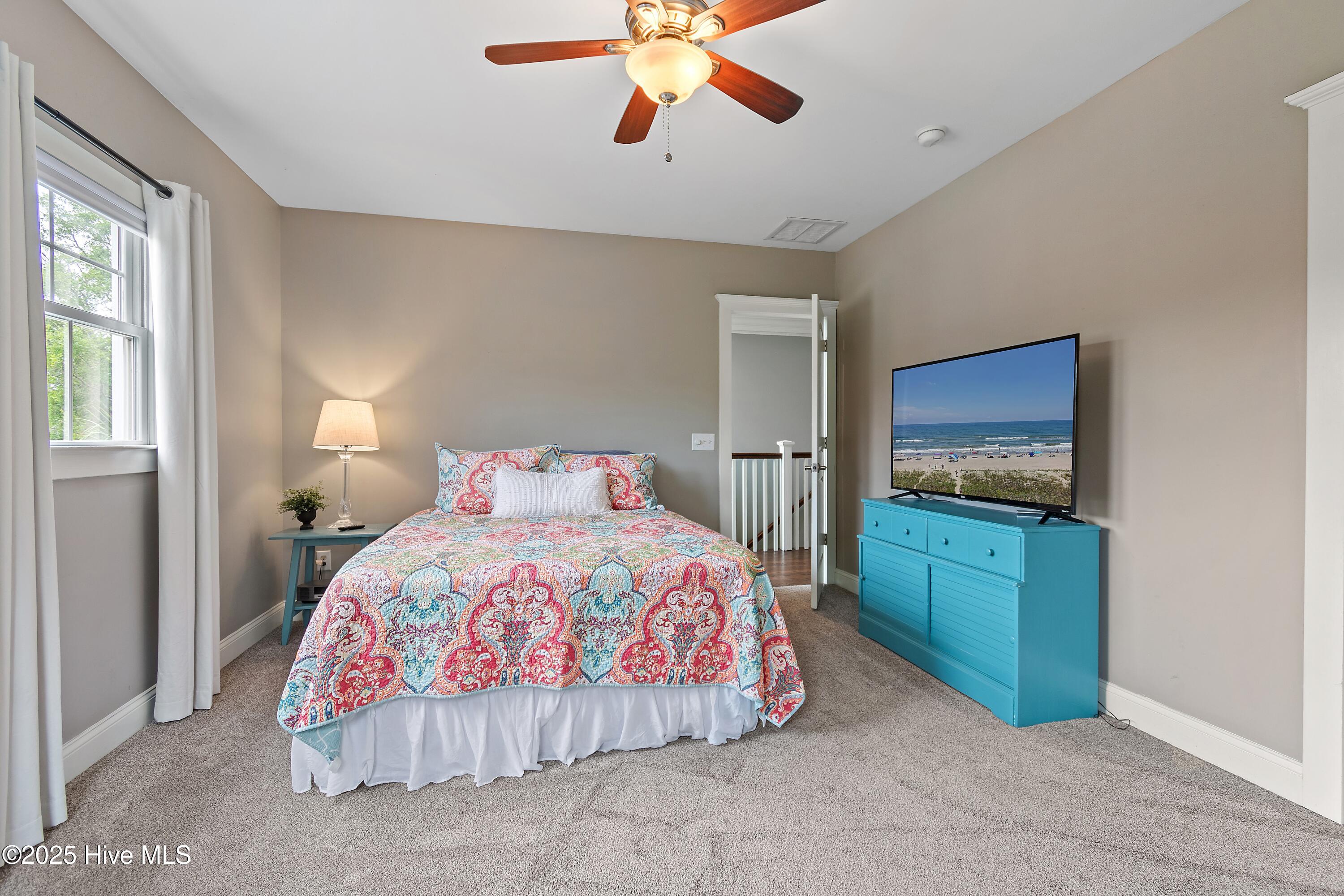 1086 Ferry Landing Drive SW