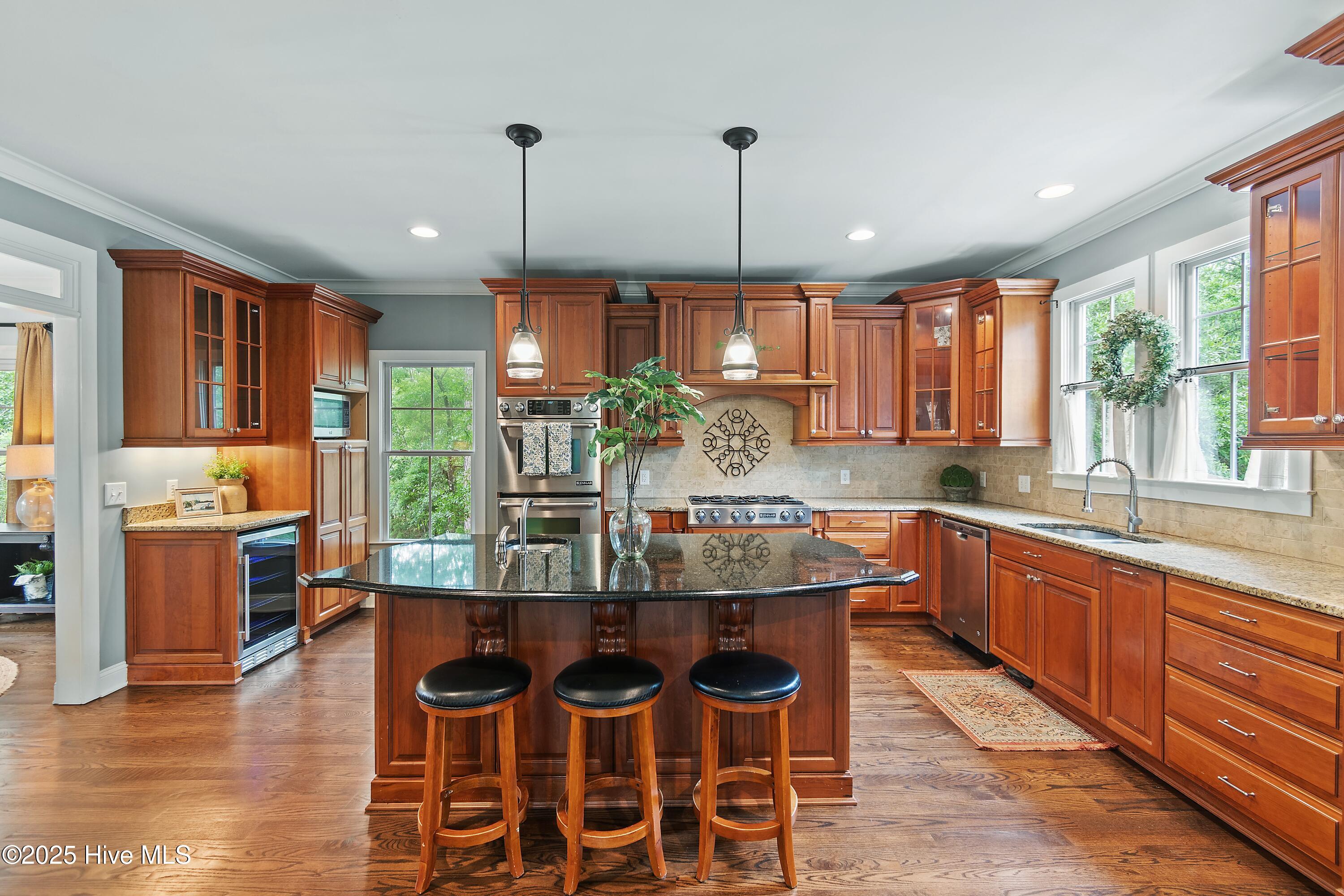 1086 Ferry Landing Drive SW