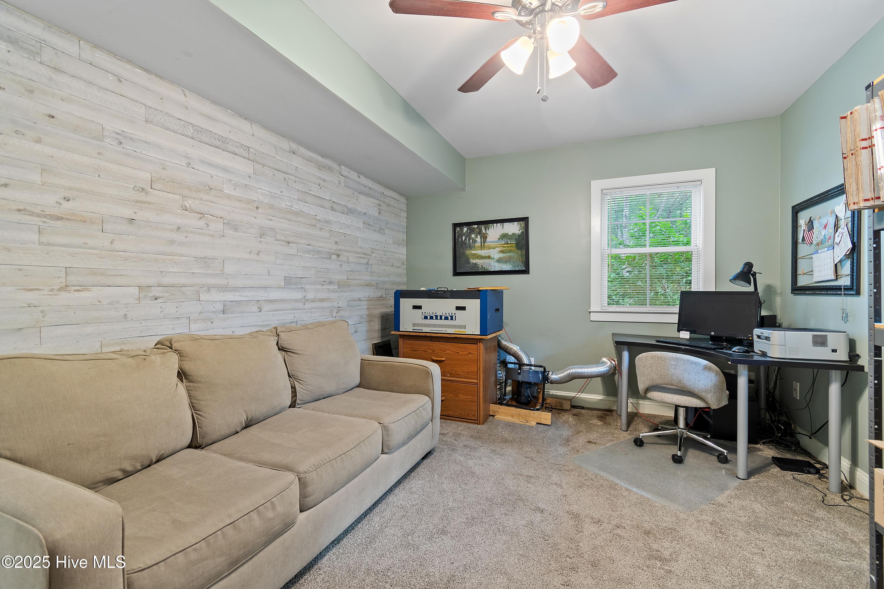 1086 Ferry Landing Drive SW