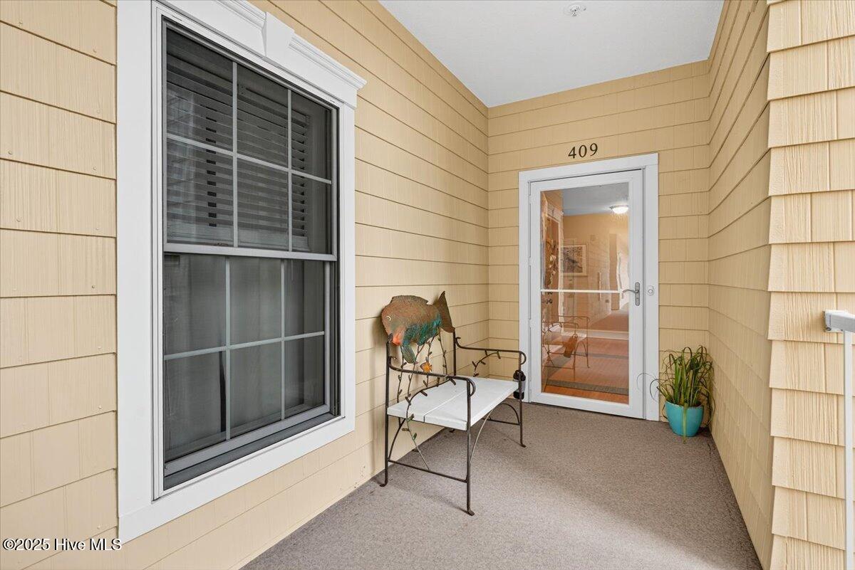 7265 Seashell Lane SW, Unit 409