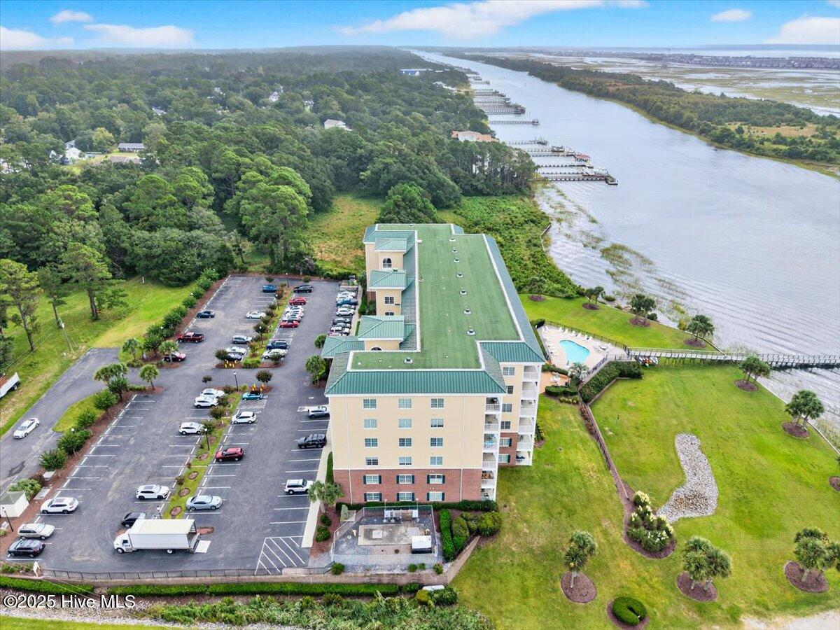 7265 Seashell Lane SW, Unit 409