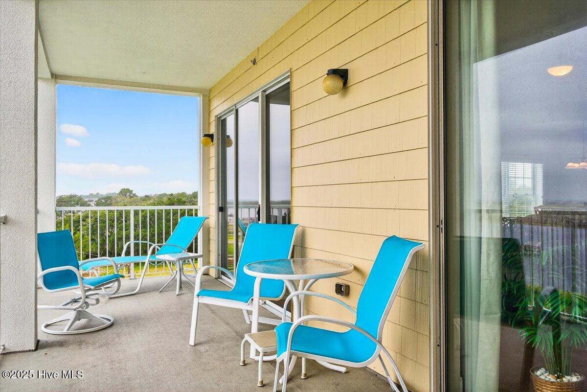 7265 Seashell Lane SW, Unit 409