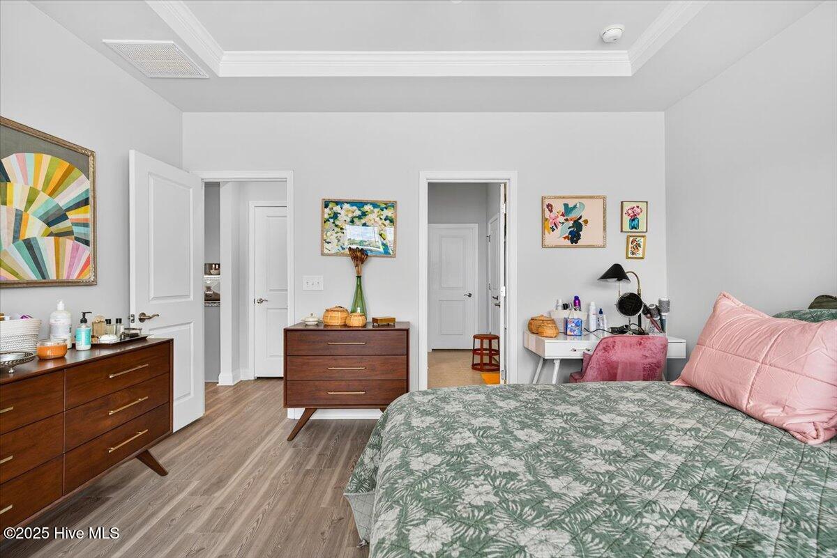 9470 Barnstormer Drive