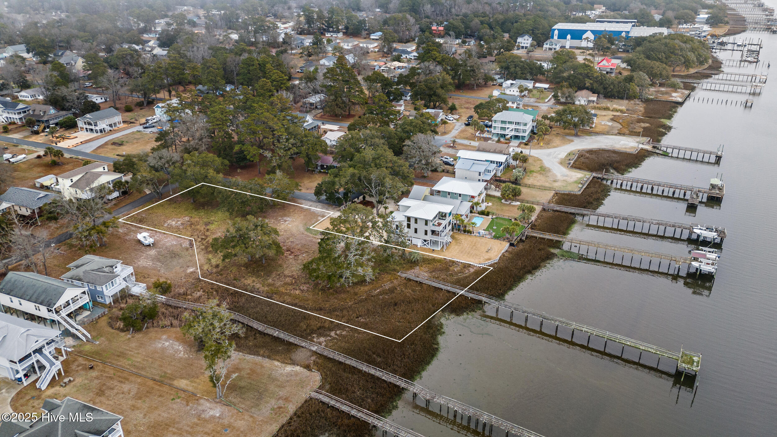 2016 Camelot Drive SW