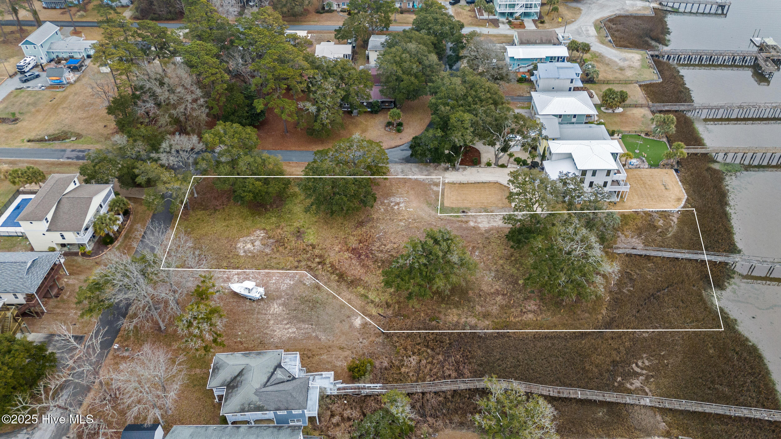 2016 Camelot Drive SW