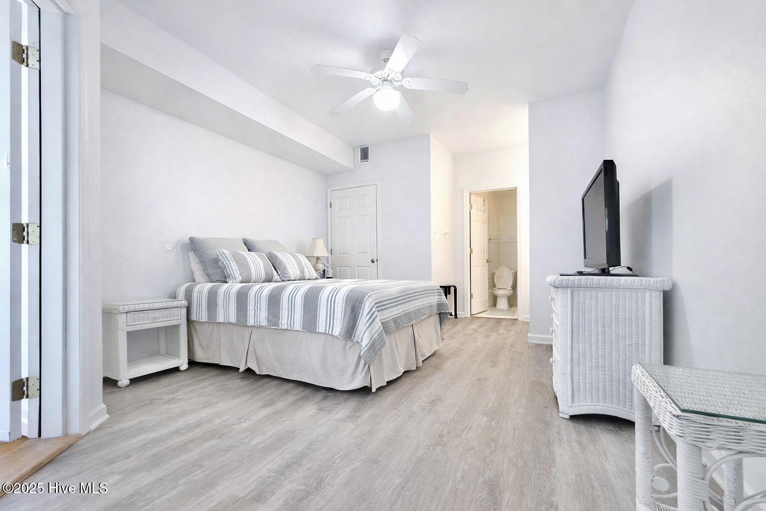 165 Royal Poste Road, # 2911 # 2911