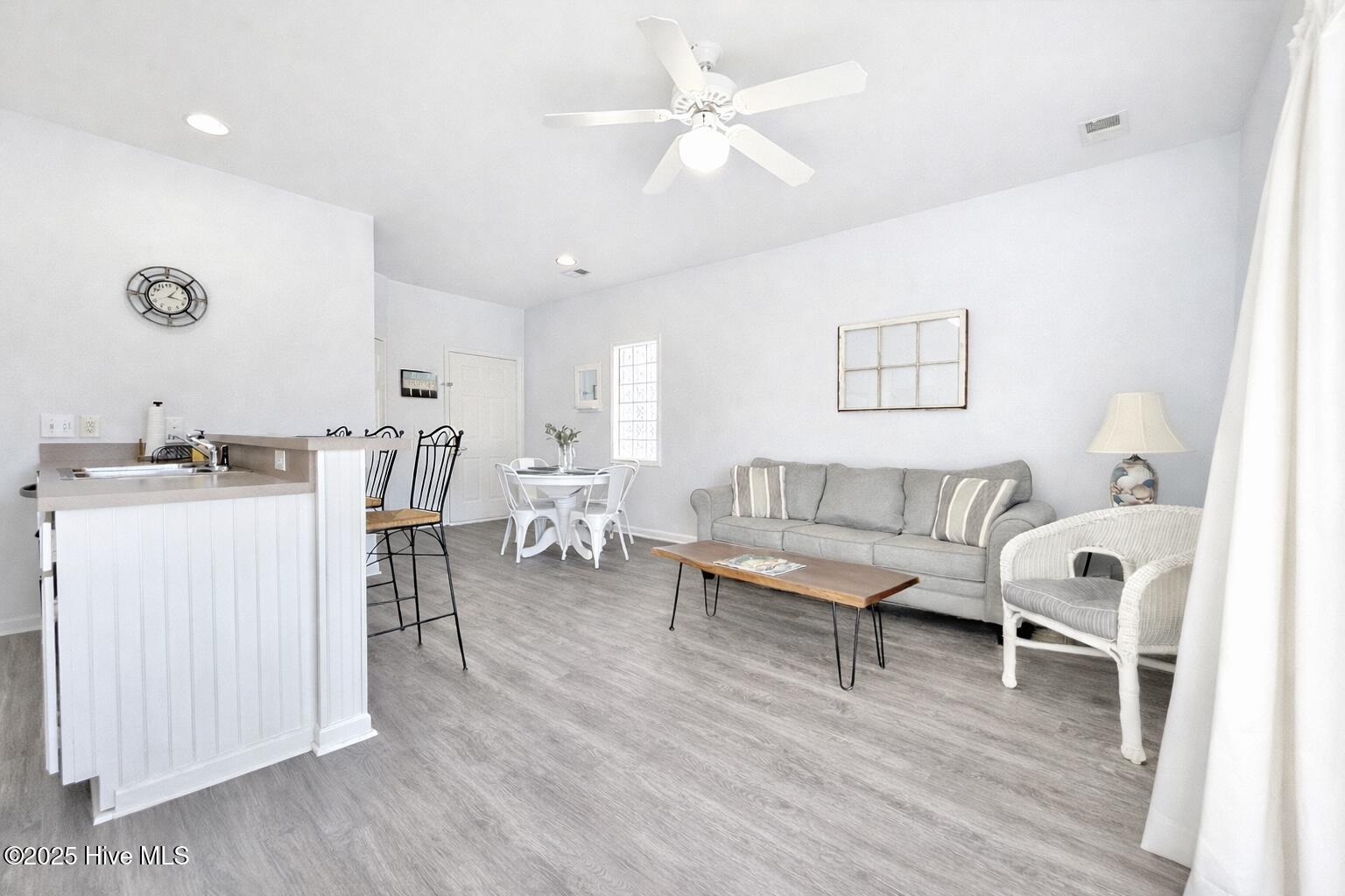 165 Royal Poste Road, # 2911 # 2911