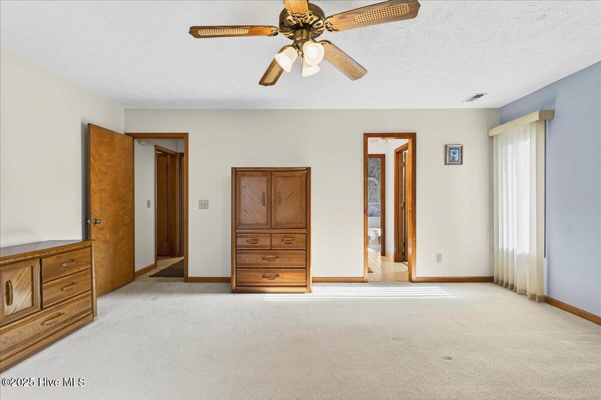 1618 Woodland Court SW