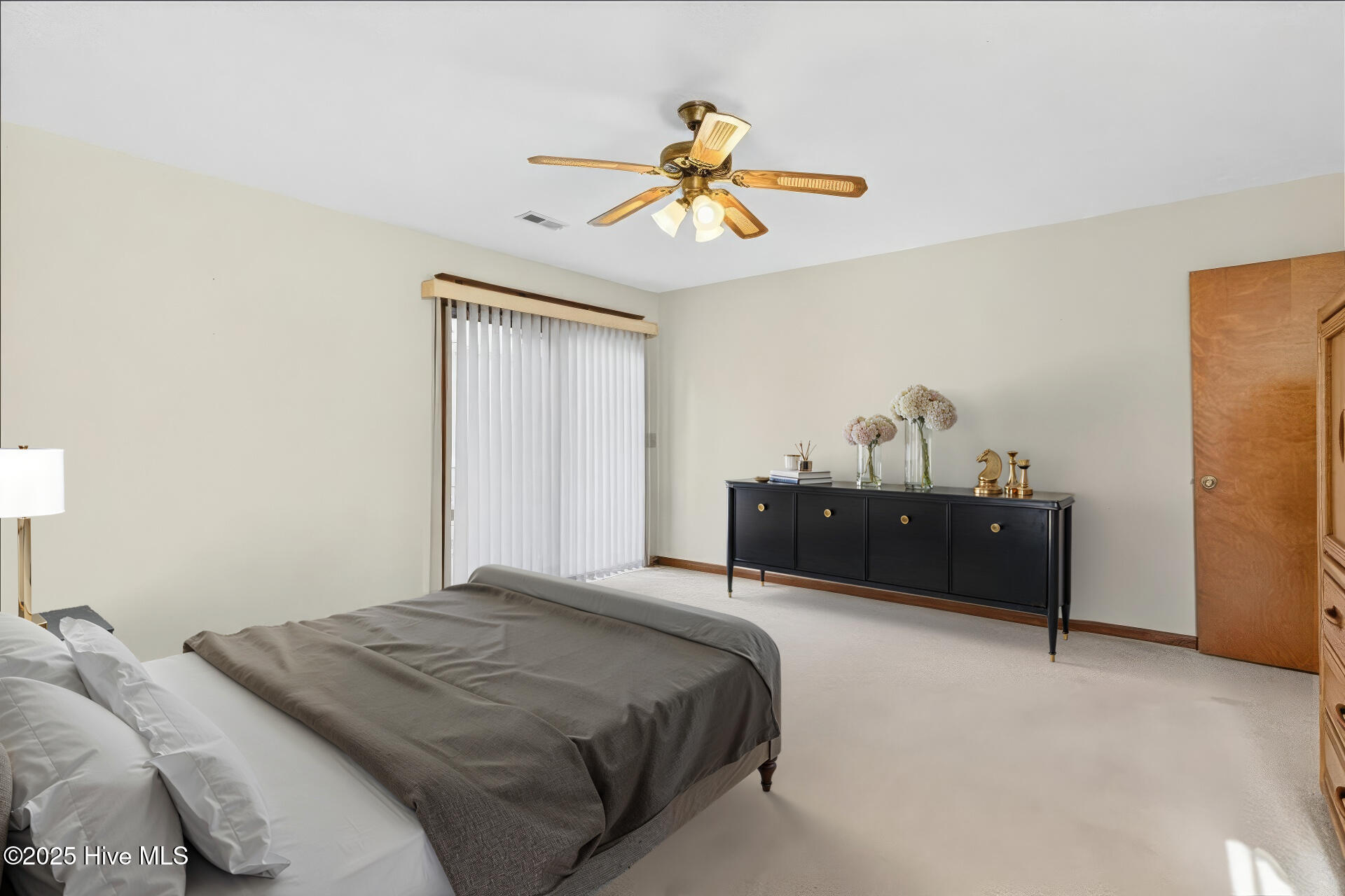 1618 Woodland Court SW