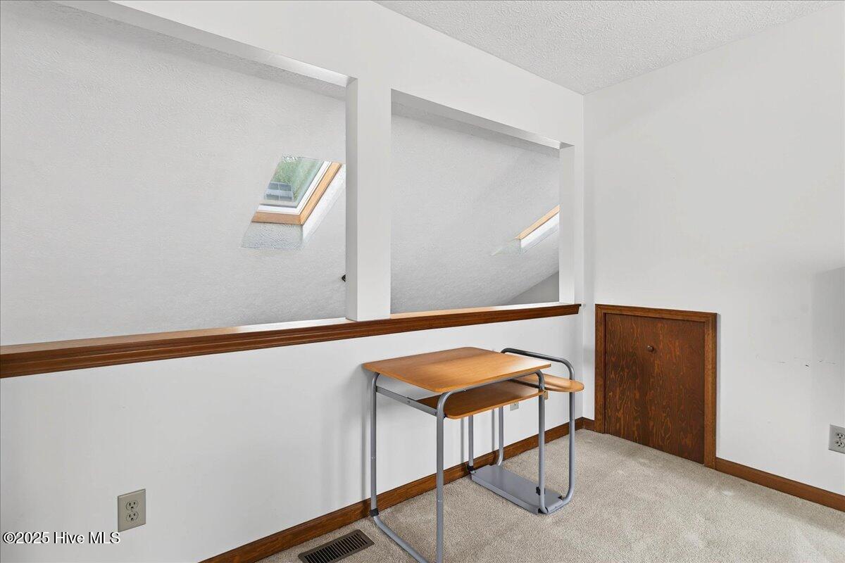 1618 Woodland Court SW