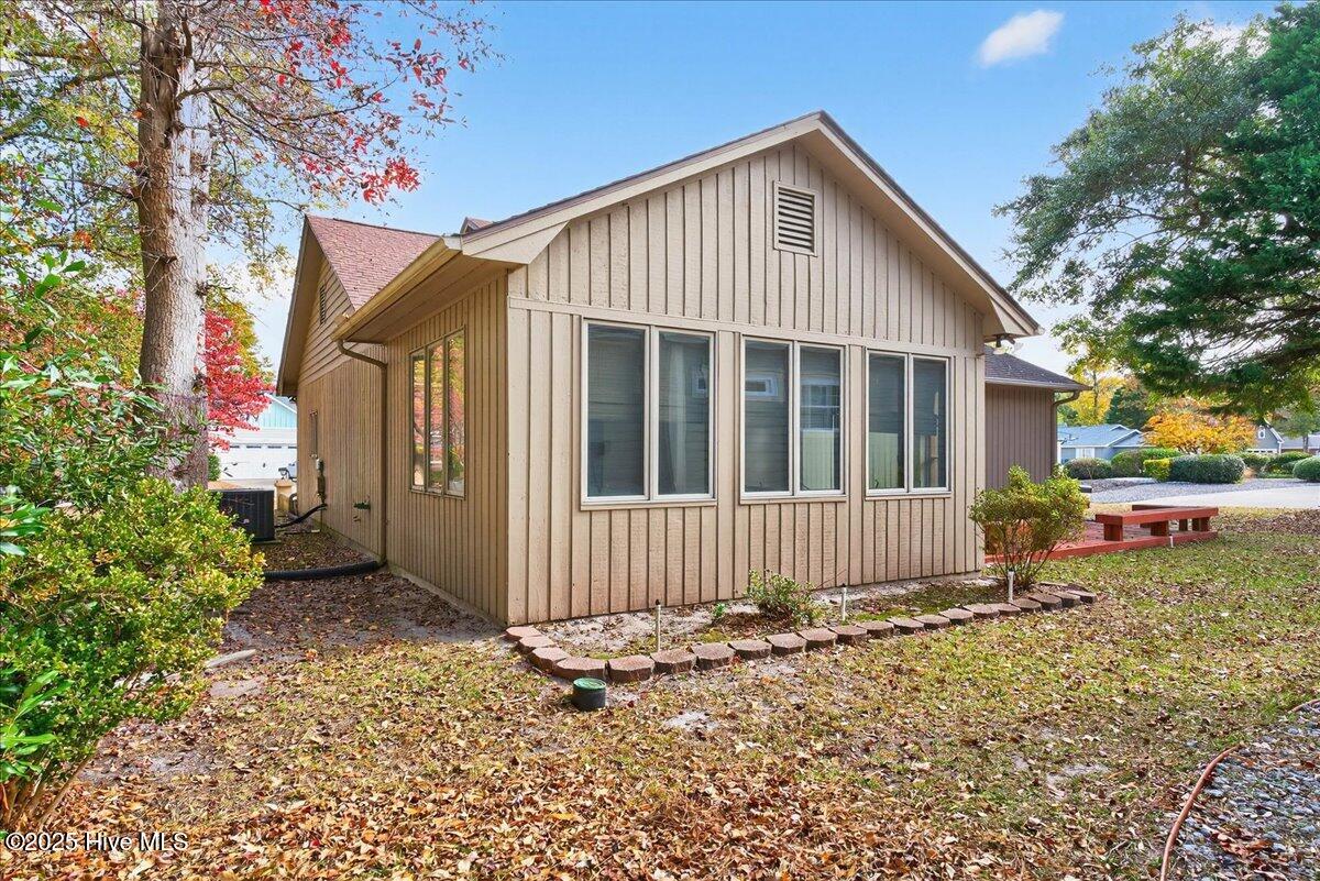 1618 Woodland Court SW