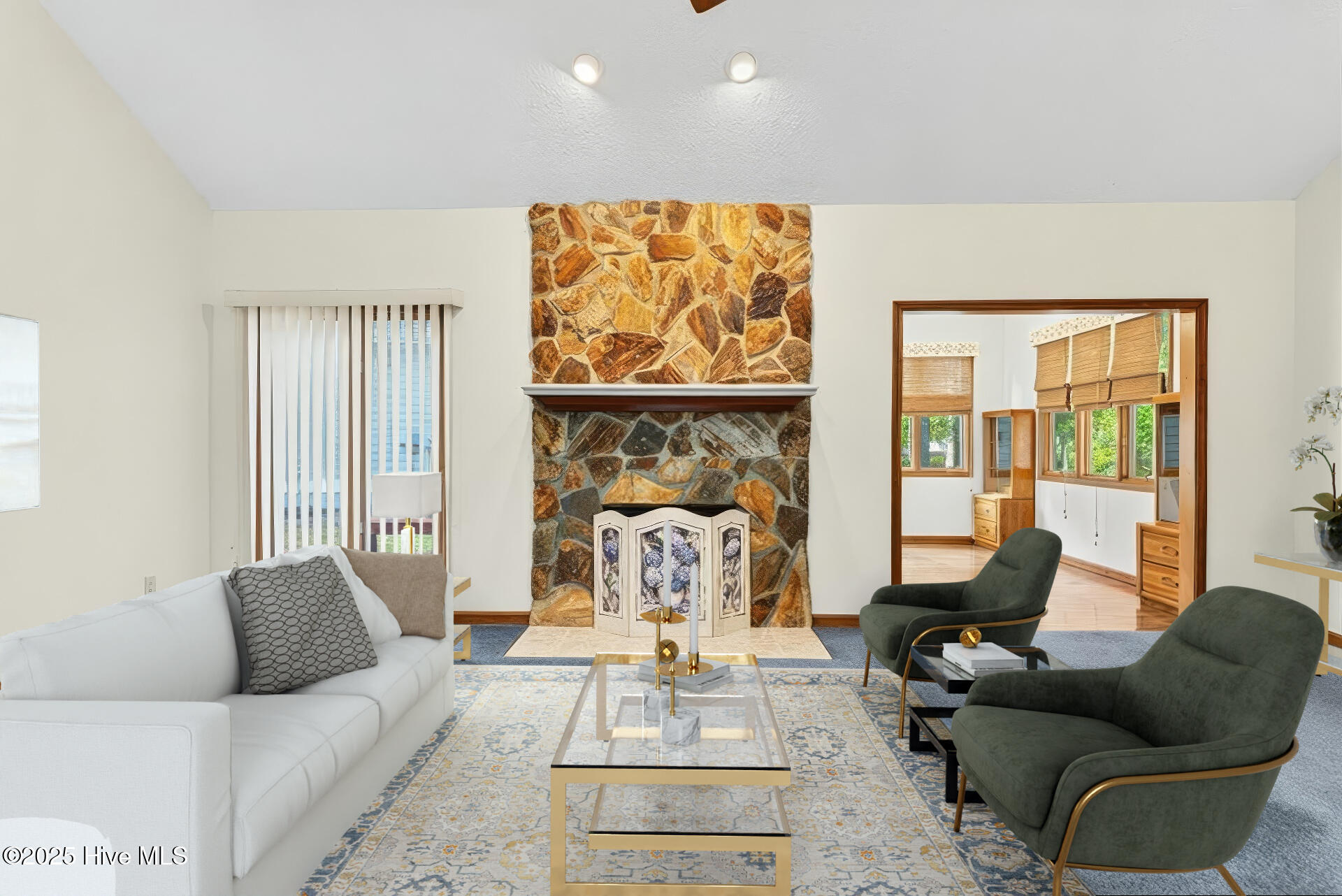 1618 Woodland Court SW