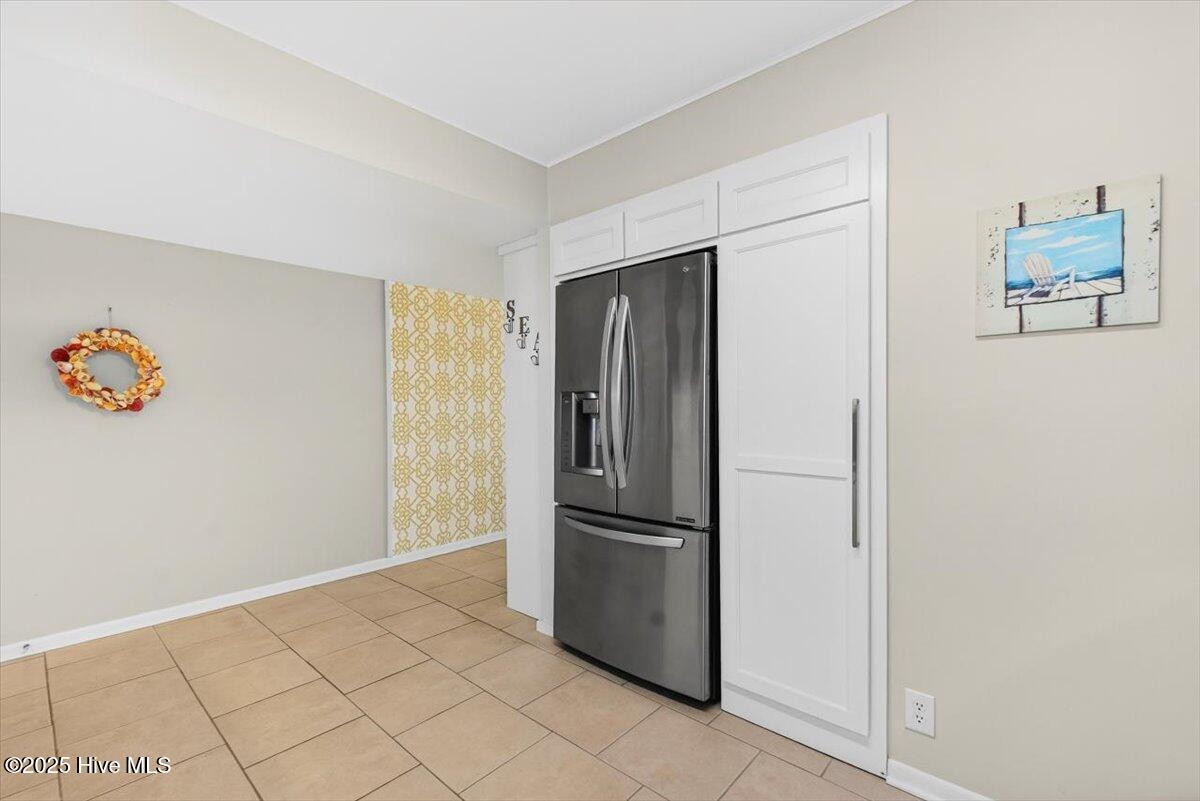 30 Beaufort Street, Apt F Apt F