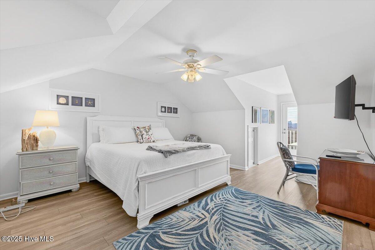 30 Beaufort Street, Apt F Apt F