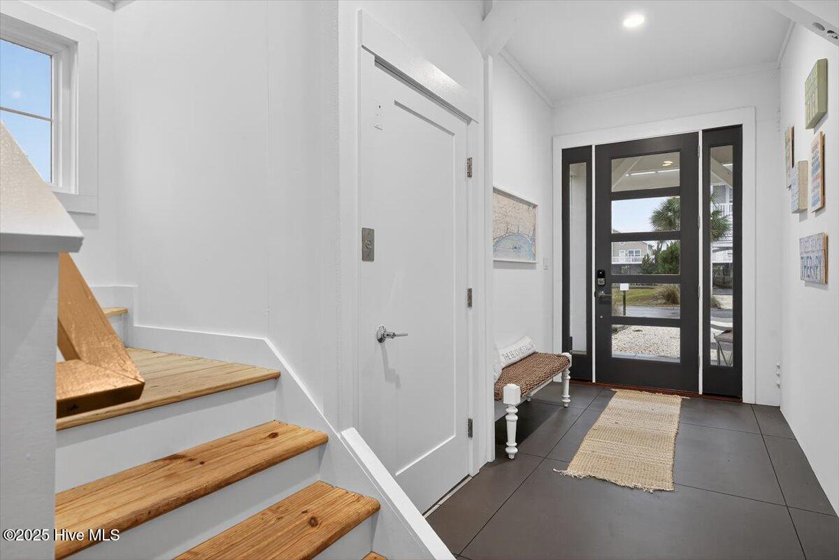 148 Via Old Sound Boulevard