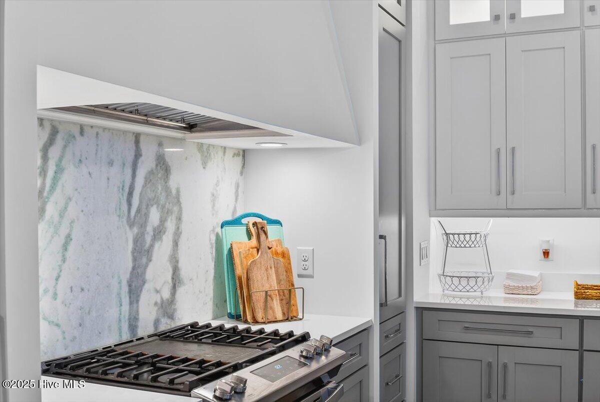 148 Via Old Sound Boulevard