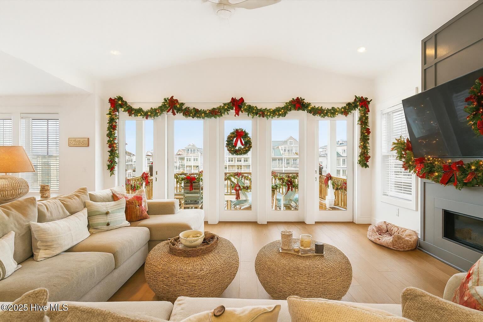 148 Via Old Sound Boulevard