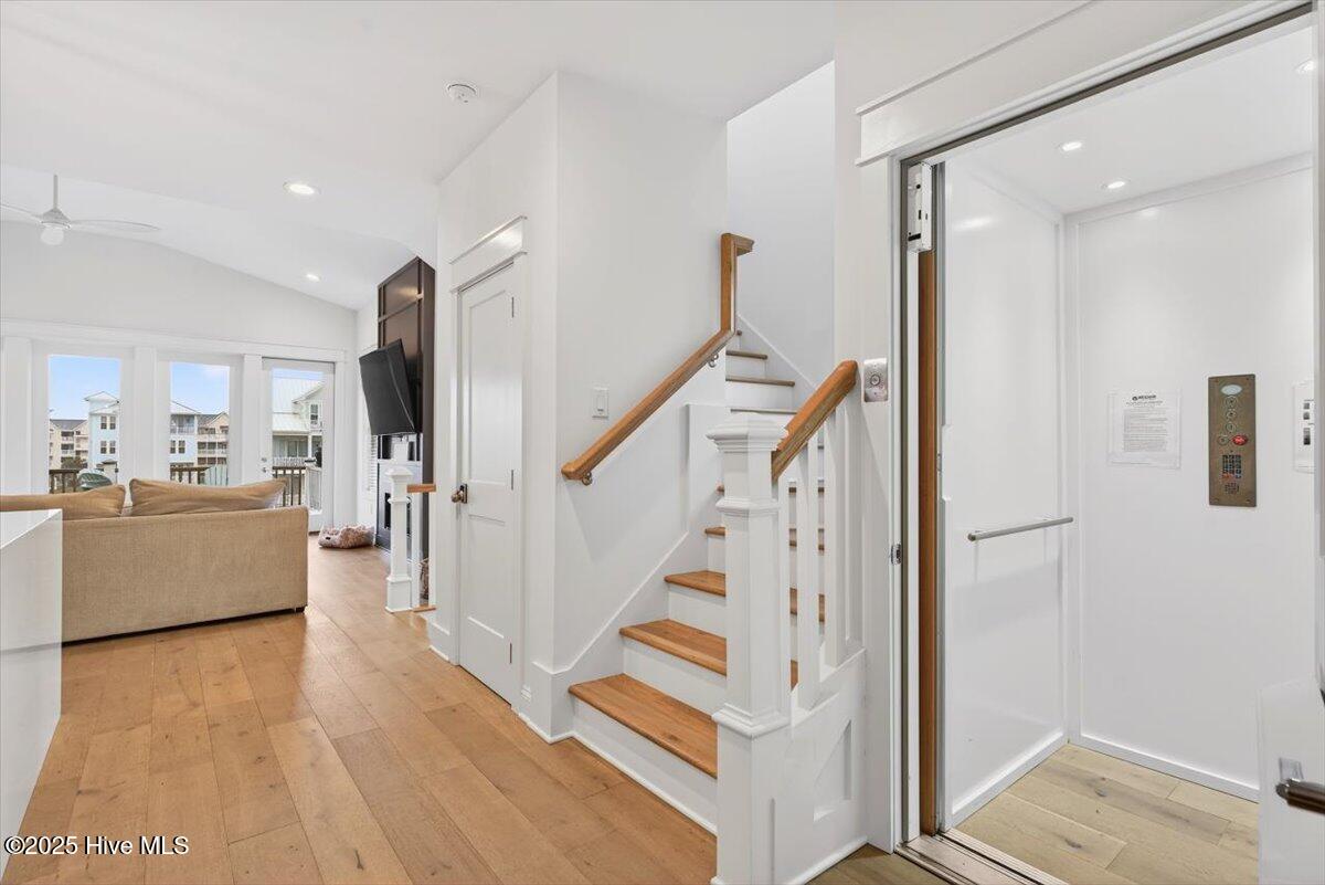 148 Via Old Sound Boulevard