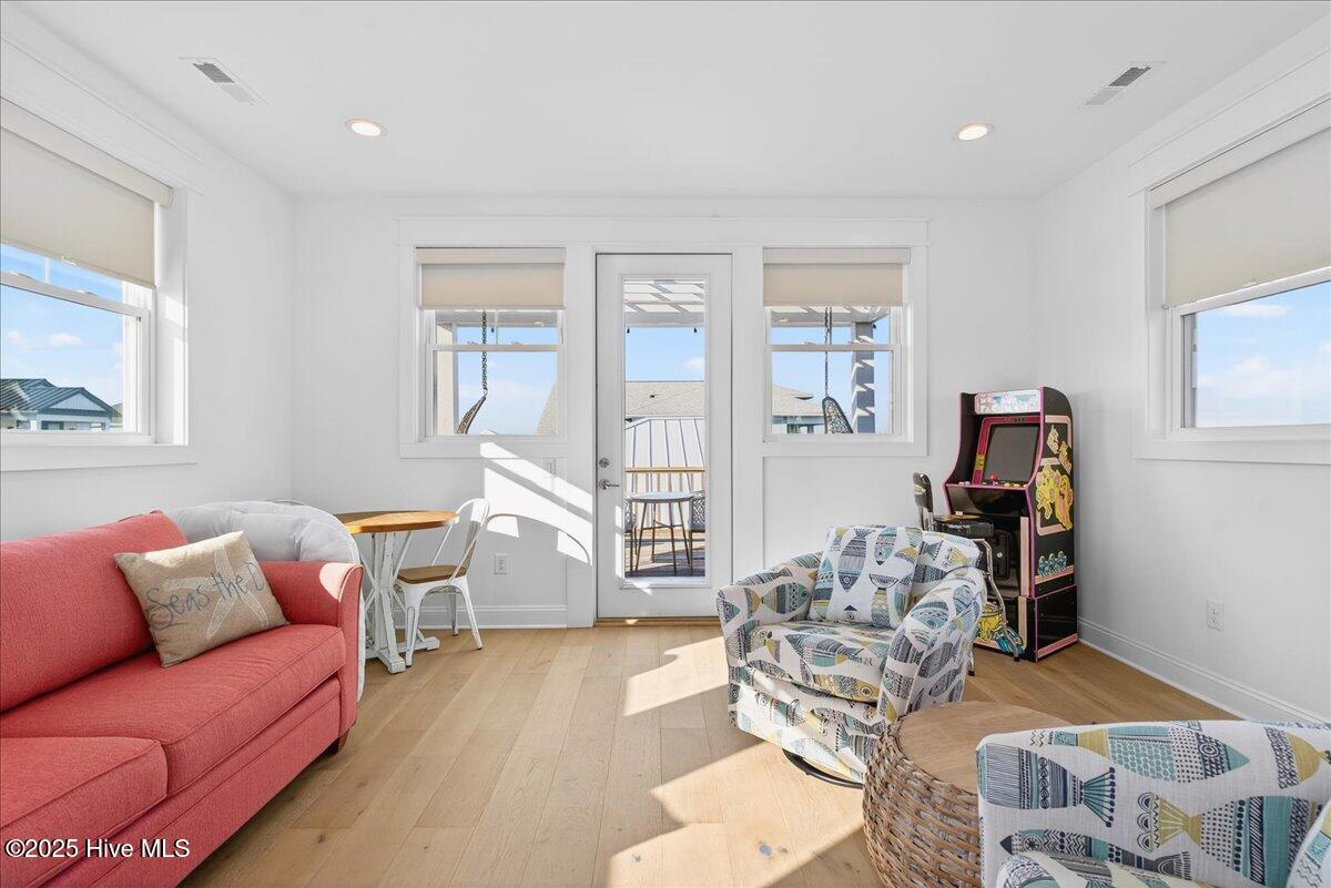 148 Via Old Sound Boulevard