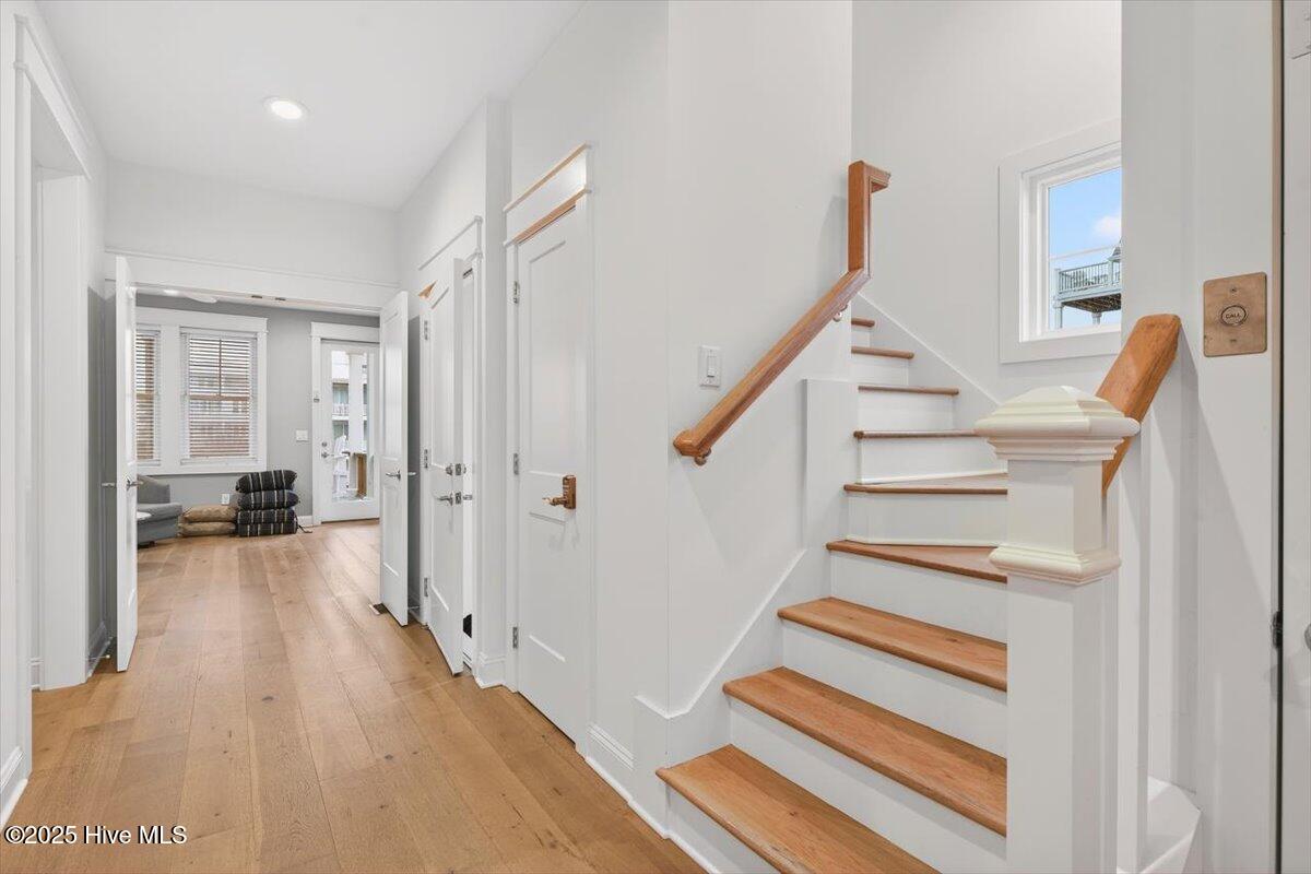 148 Via Old Sound Boulevard