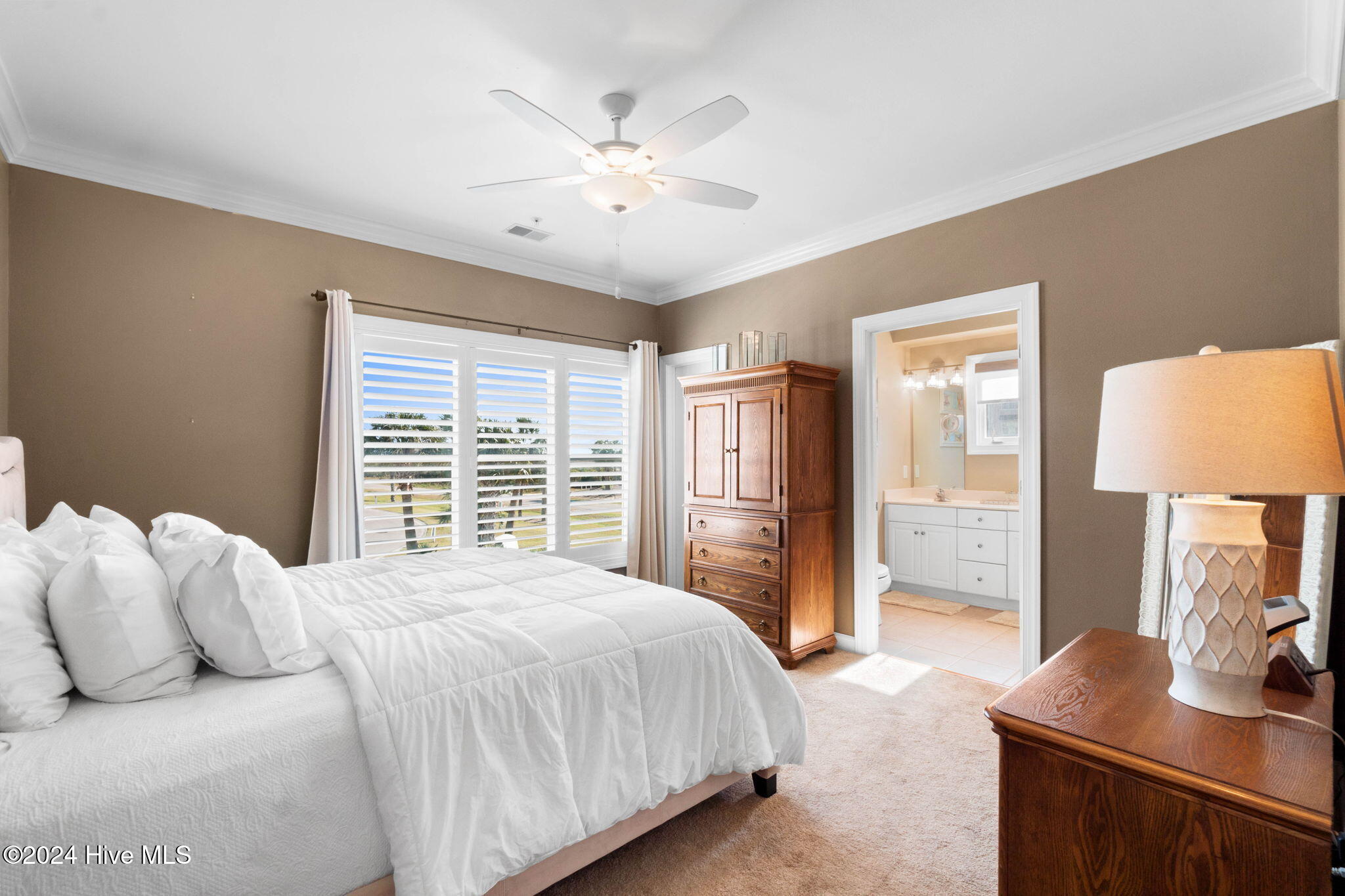 185 Via Old Sound Boulevard B