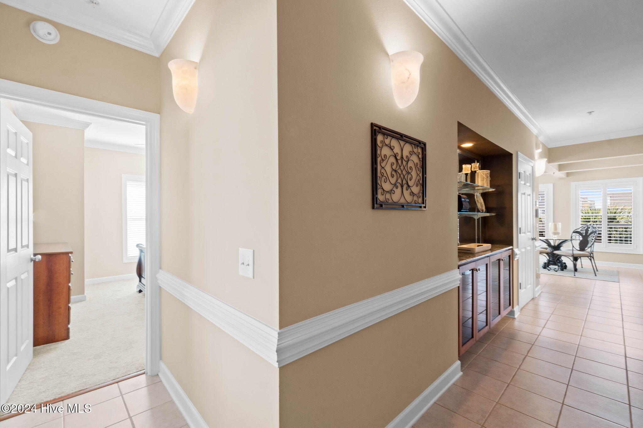 185 Via Old Sound Boulevard B