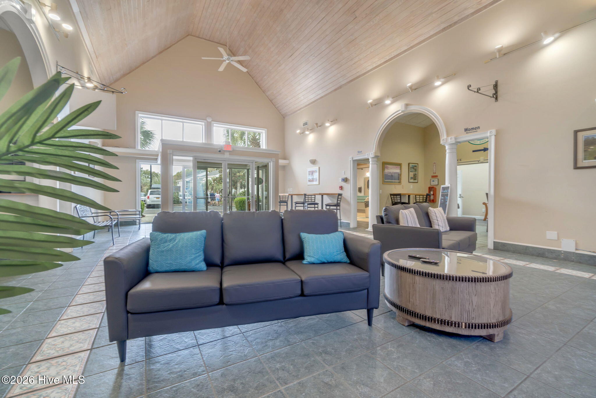 133 Avian Drive Apt 3403