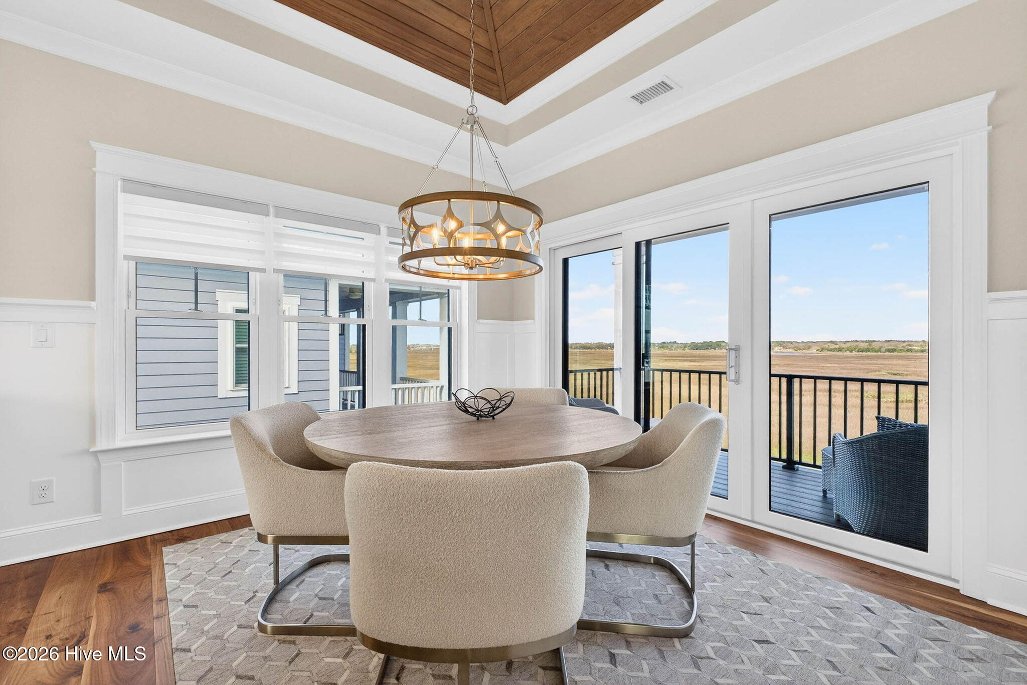 1416 Riverside Drive