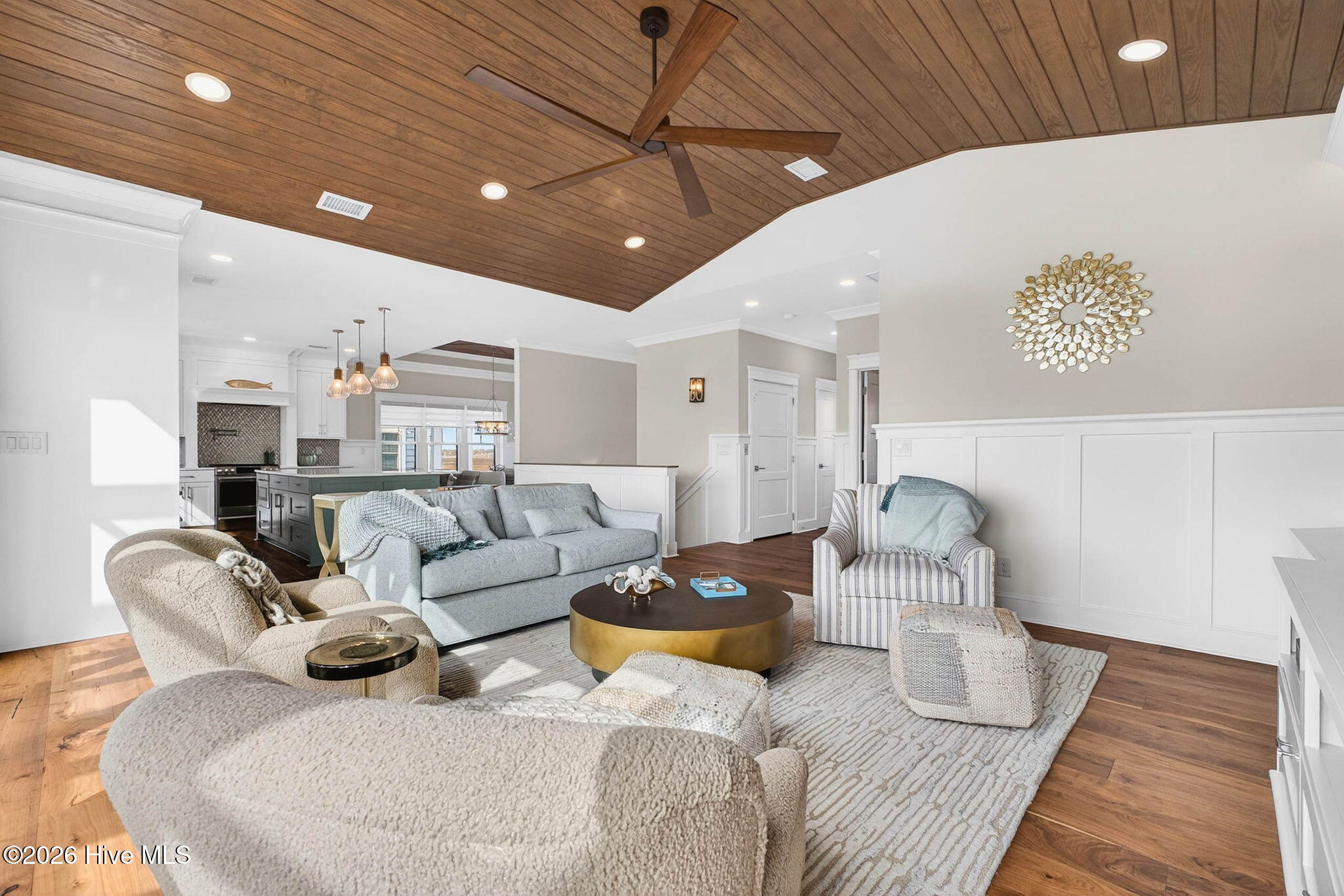 1416 Riverside Drive