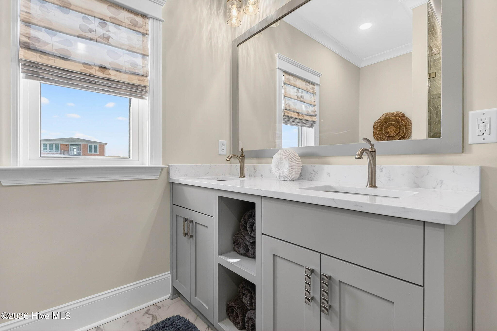 1416 Riverside Drive