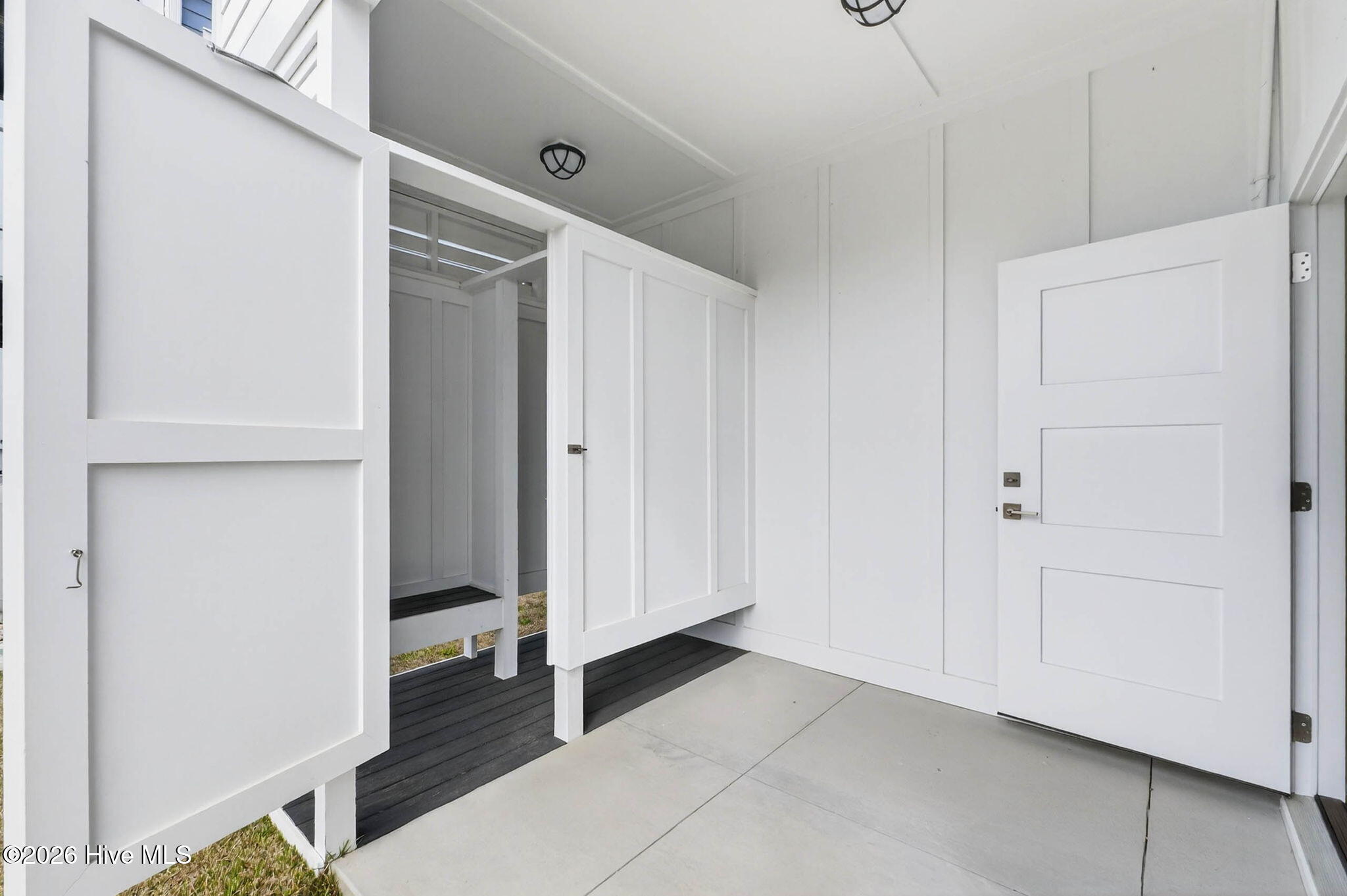 1416 Riverside Drive