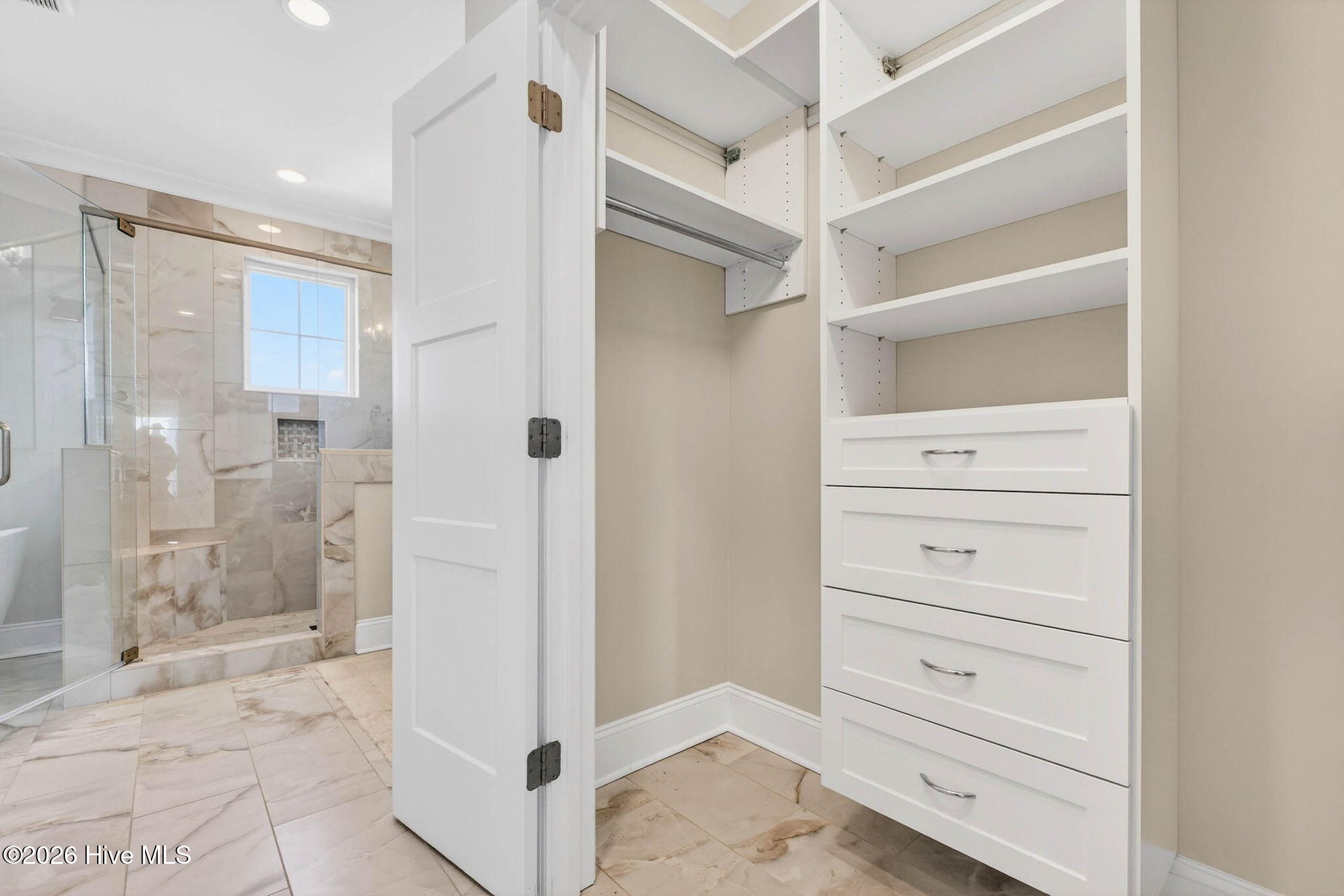 1416 Riverside Drive