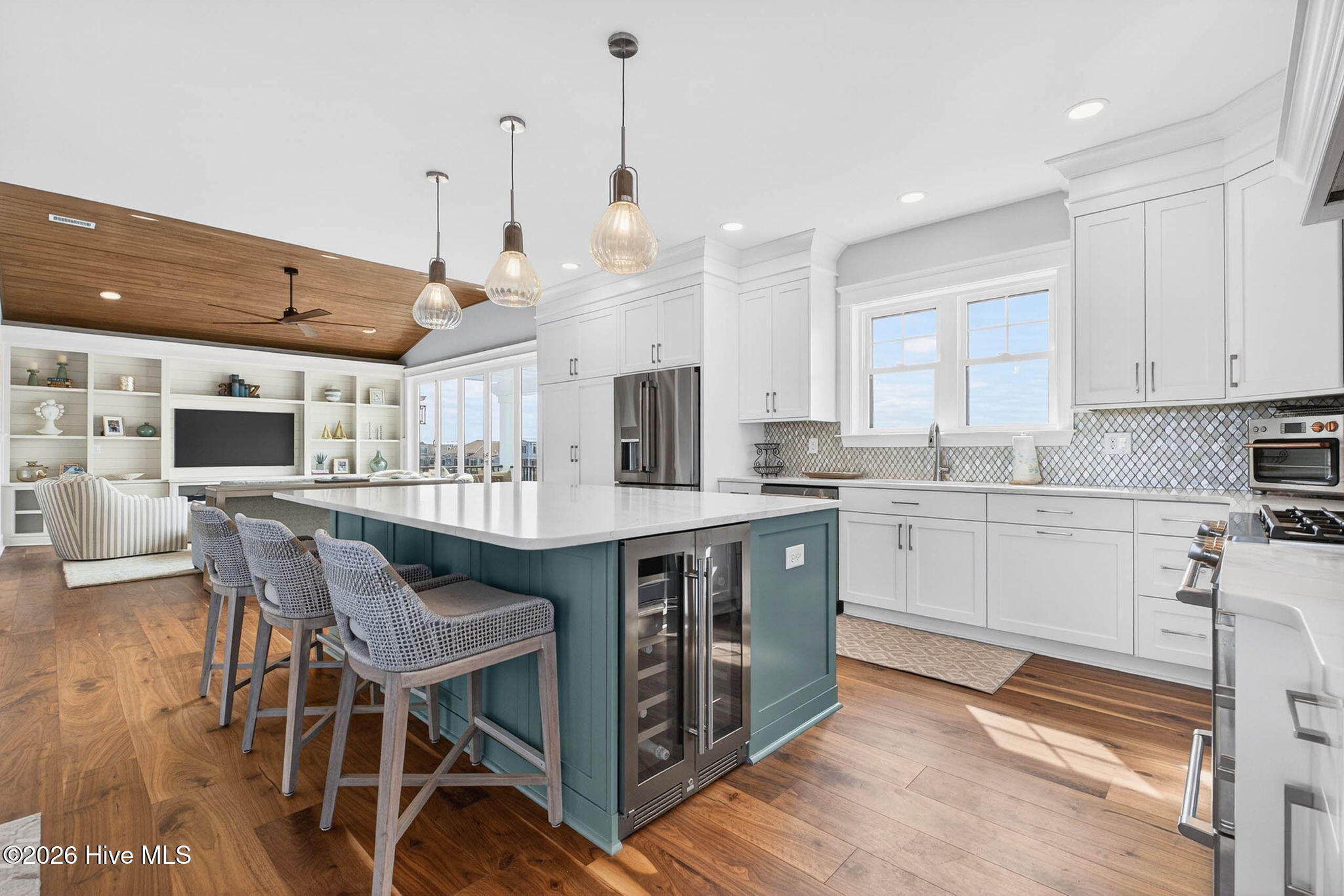 1416 Riverside Drive