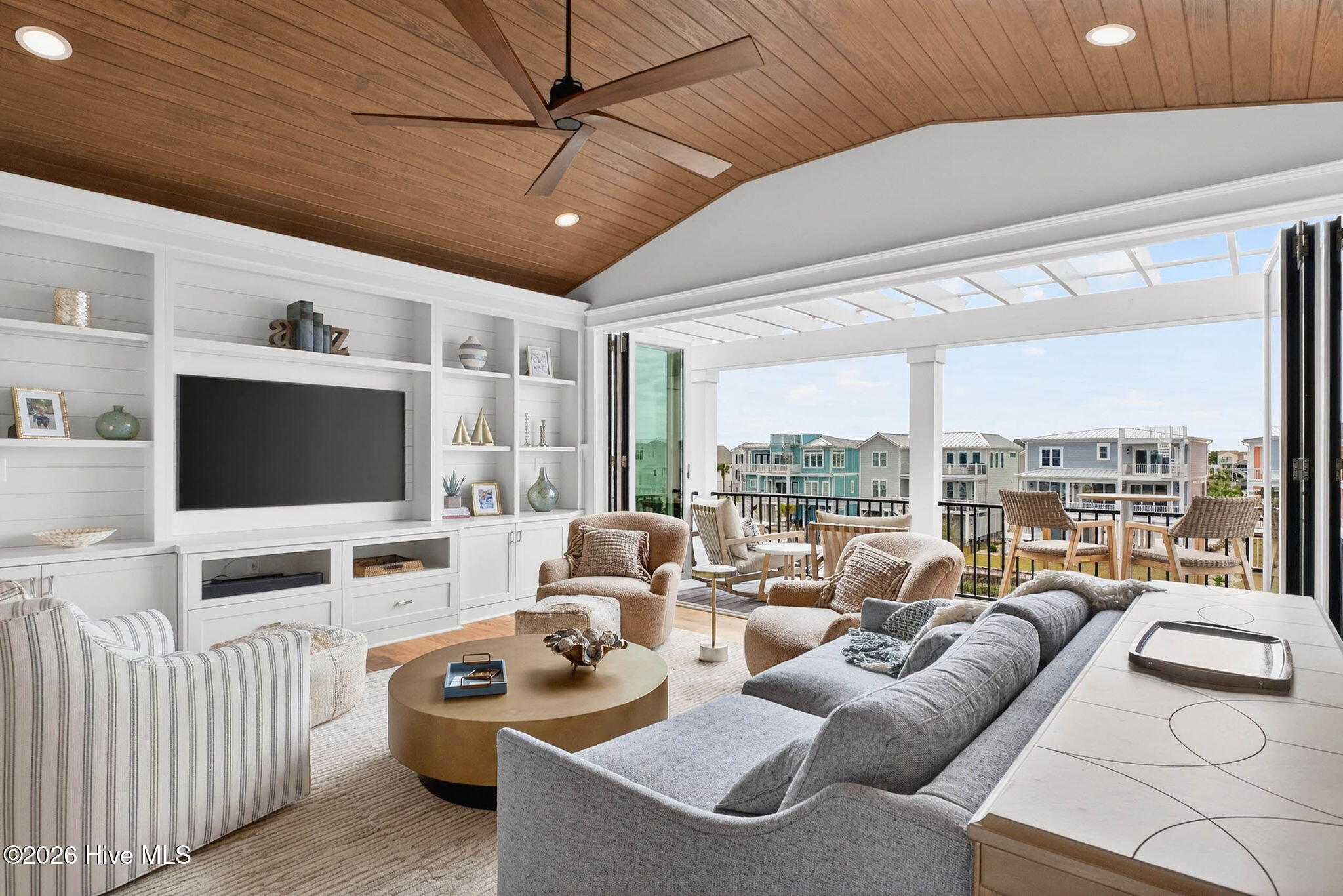 1416 Riverside Drive