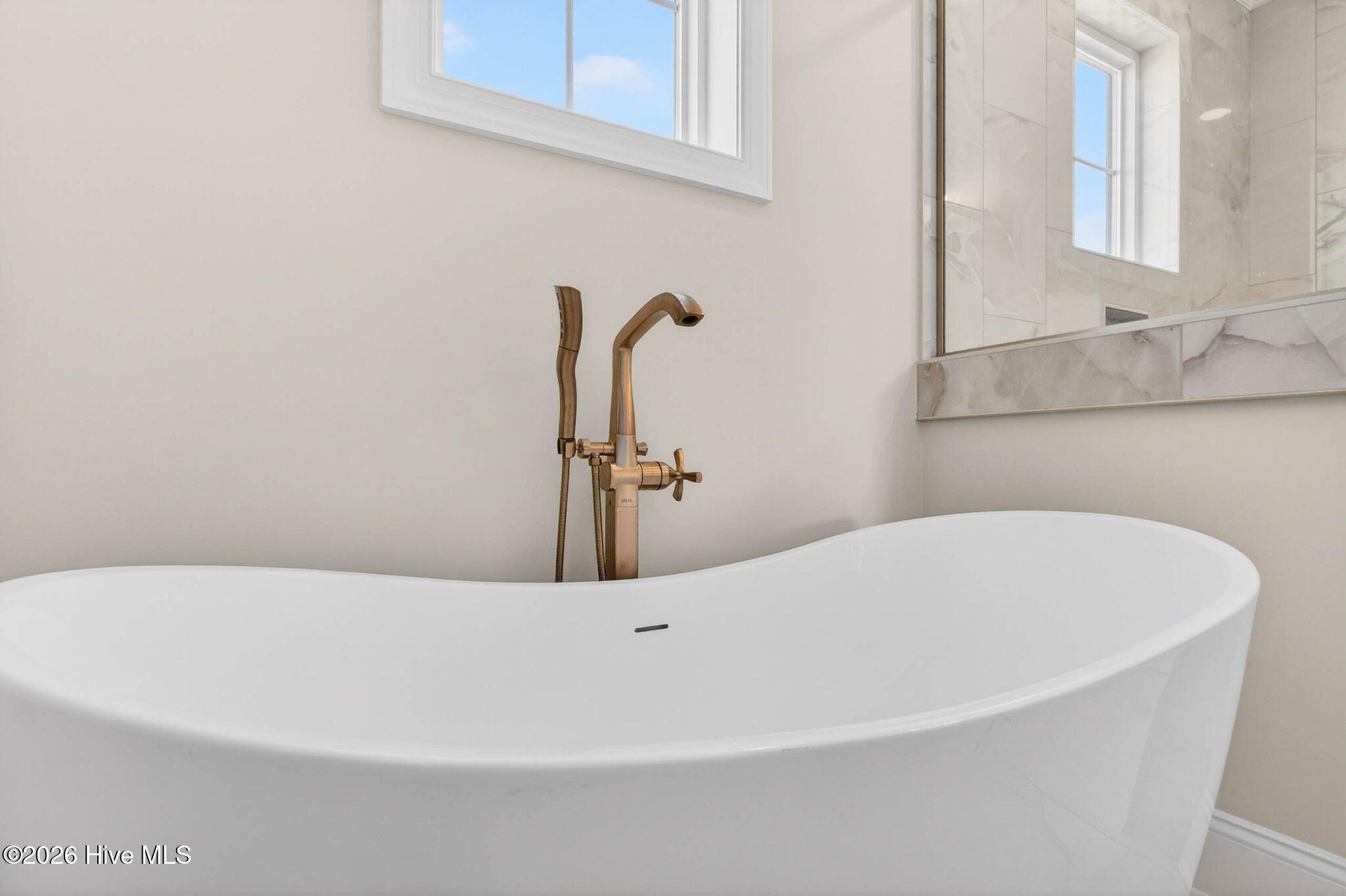 1416 Riverside Drive