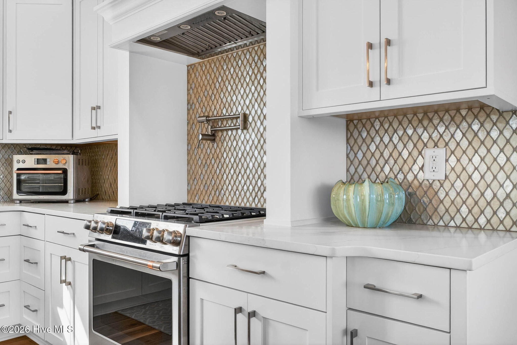 1416 Riverside Drive