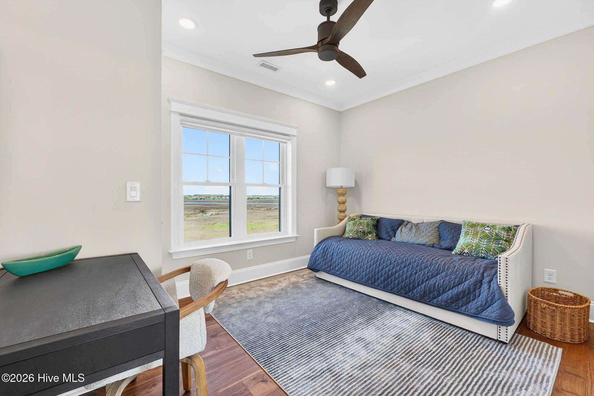 1416 Riverside Drive